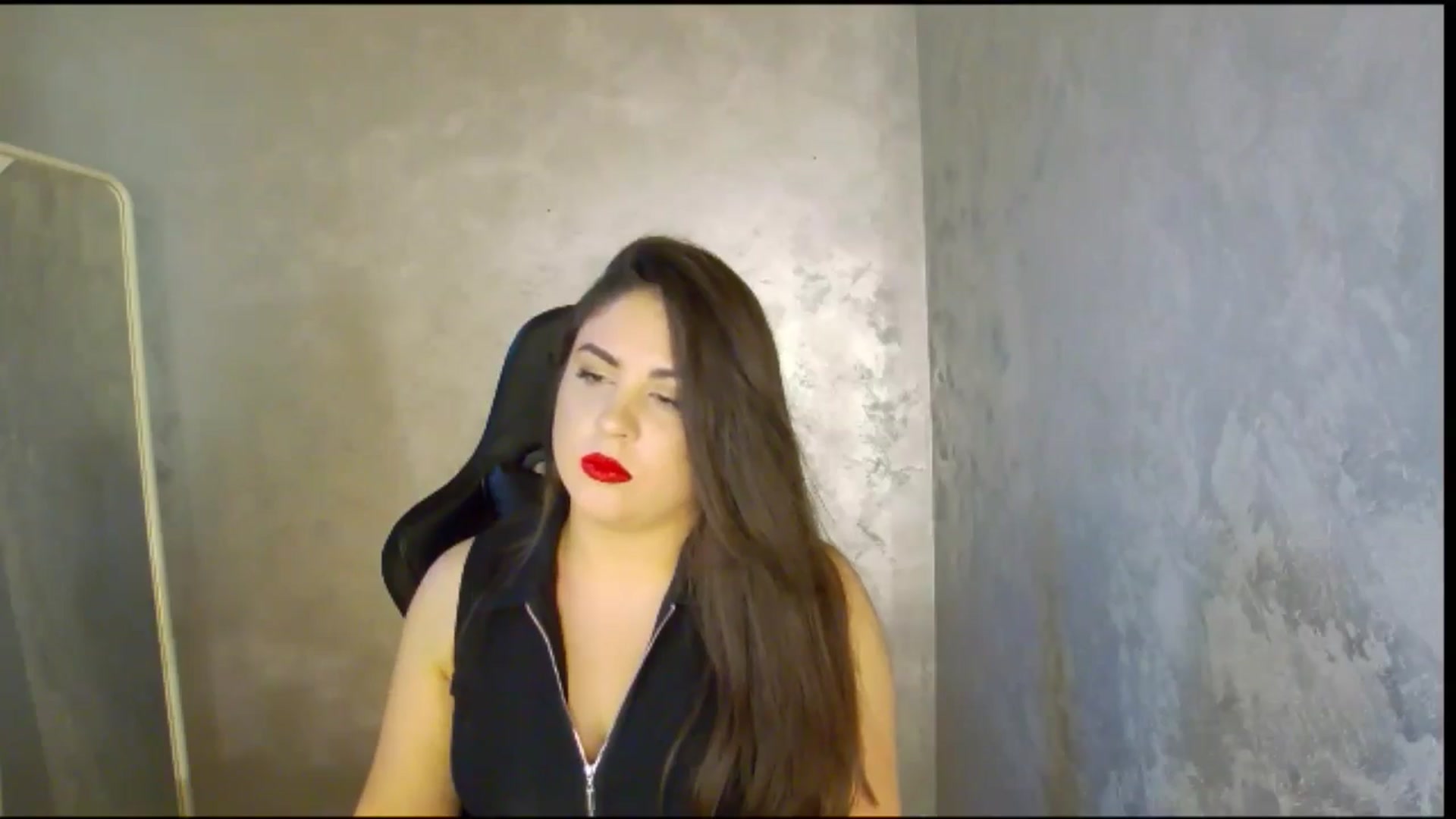 Gallery image thumbnail from NotVanilla's myfreecams stream on, 03/29/2026, 04:39 image 17 of 20