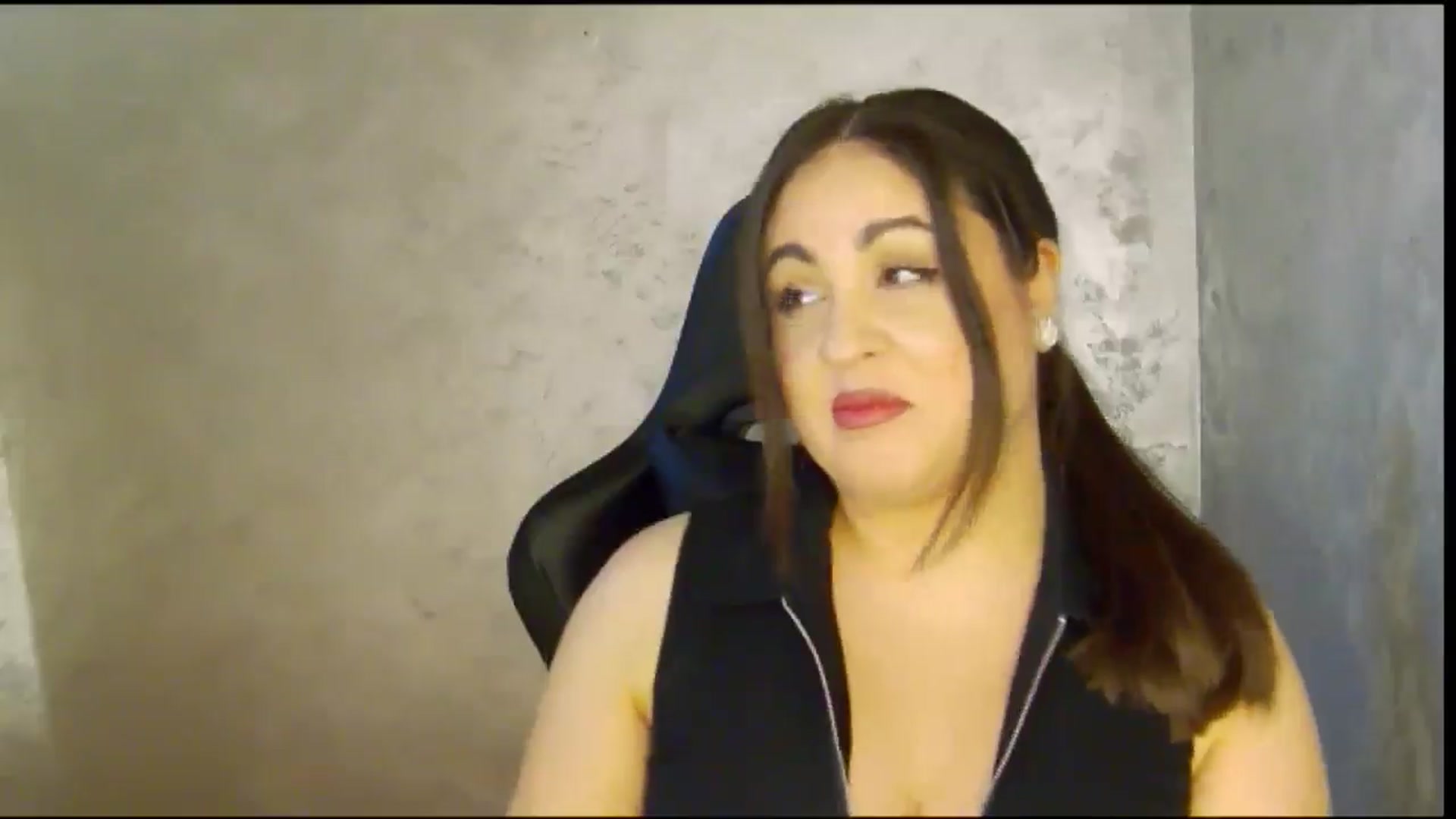 Gallery image thumbnail from NotVanilla's myfreecams stream on, 03/29/2026, 08:13 image 8 of 20