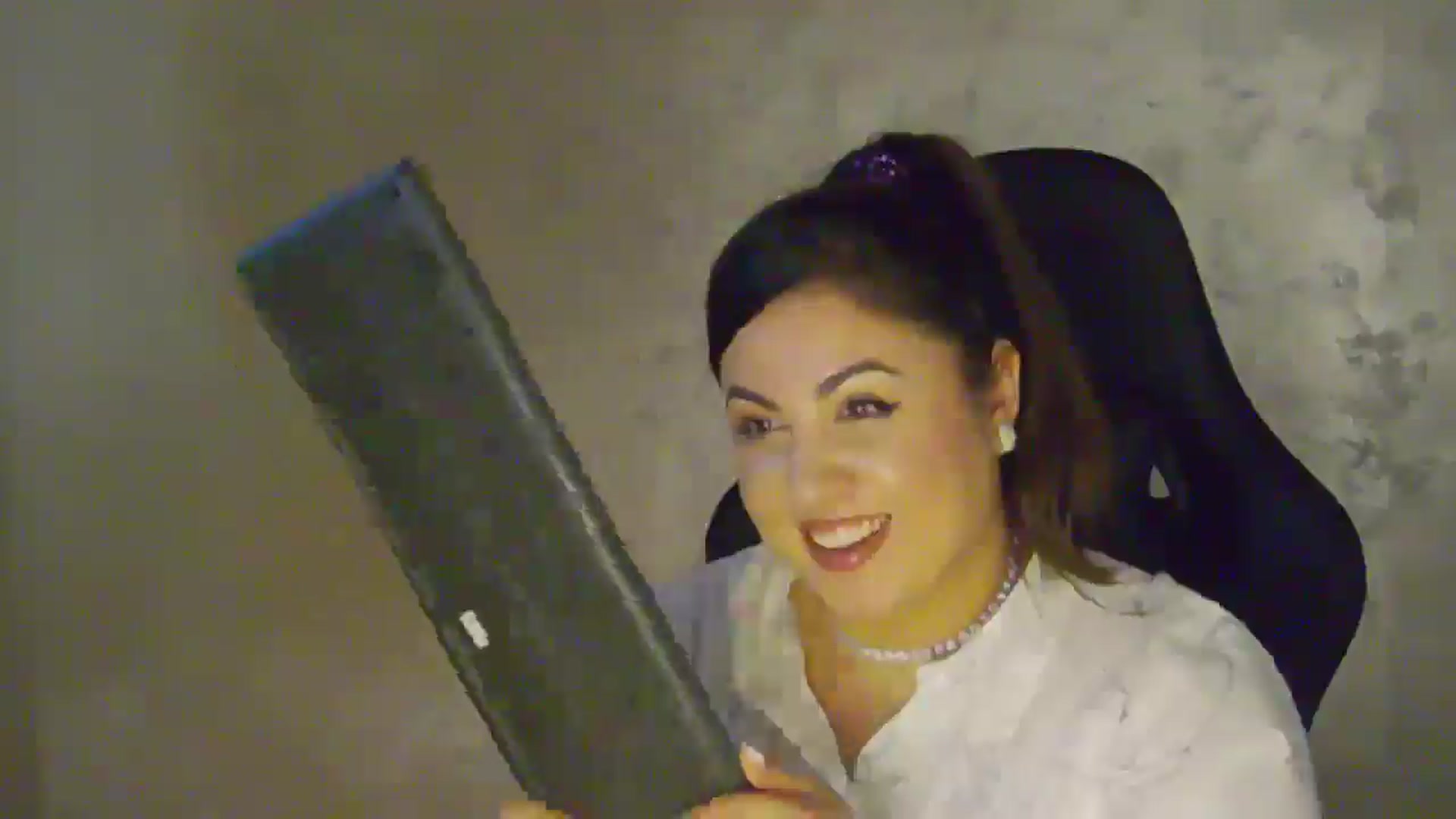 Gallery image thumbnail from NotVanilla's myfreecams stream on, 03/31/2026, 24:14 image 19 of 20