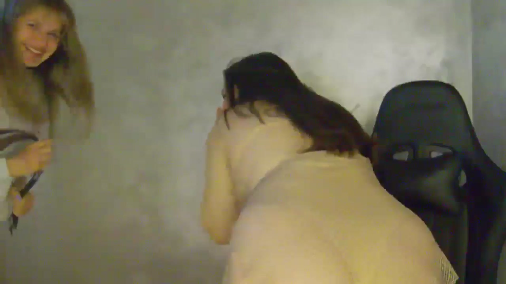 Gallery image thumbnail from NotVanilla's myfreecams stream on, 03/31/2026, 22:46 image 11 of 20