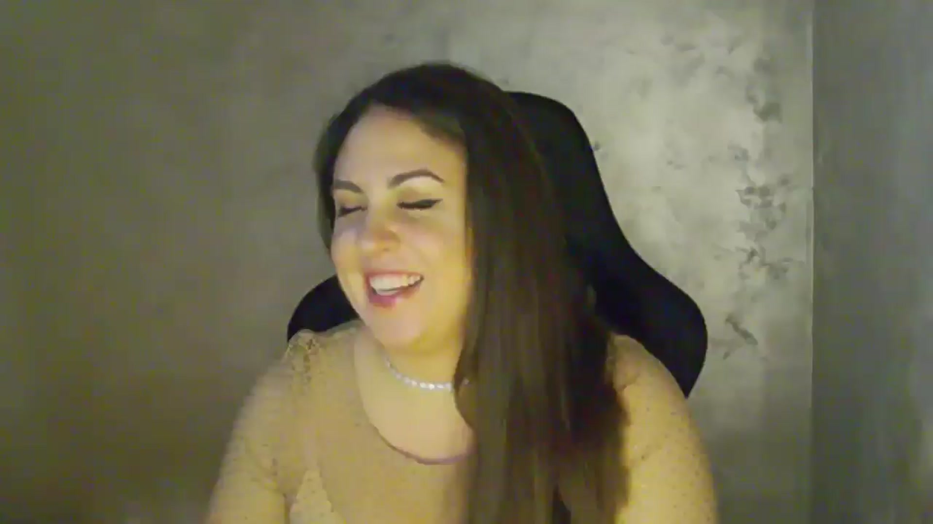 Gallery image thumbnail from NotVanilla's myfreecams stream on, 04/01/2026, 01:07 image 17 of 20