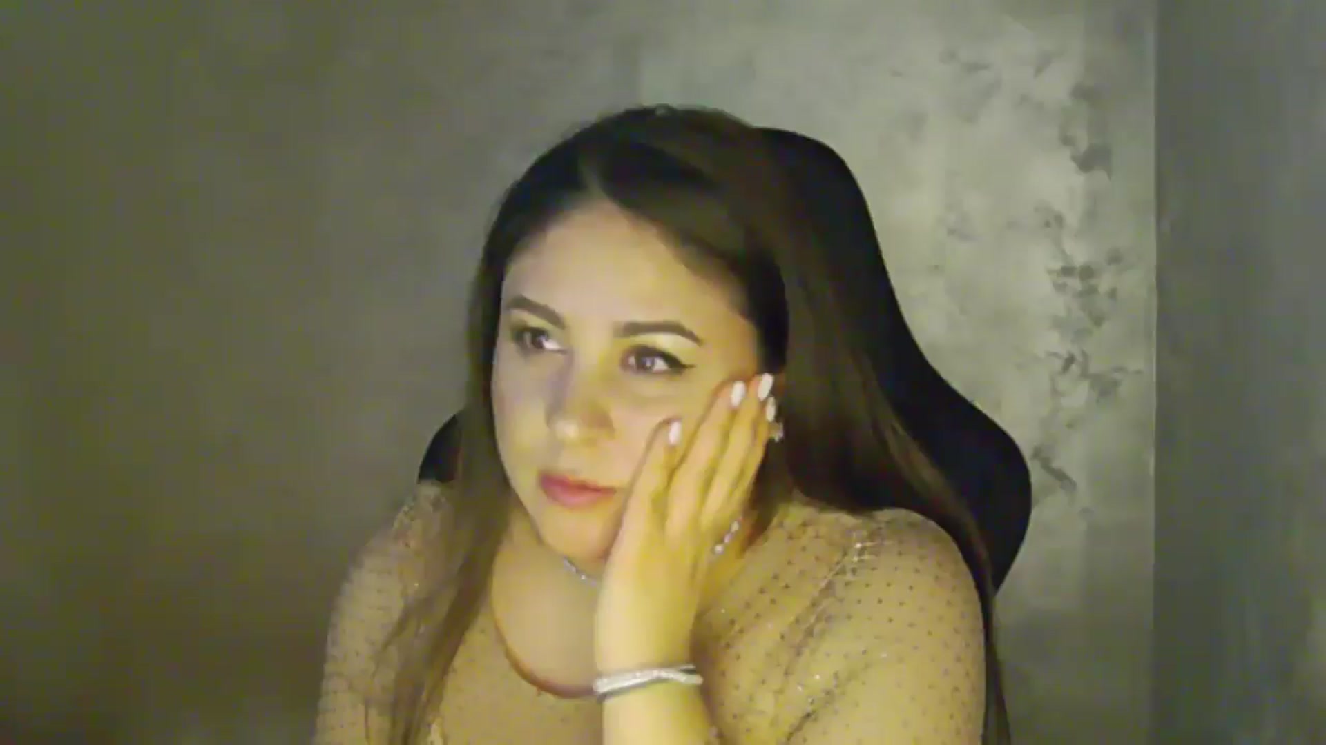 Gallery image thumbnail from NotVanilla's myfreecams stream on, 04/01/2026, 01:07 image 13 of 20