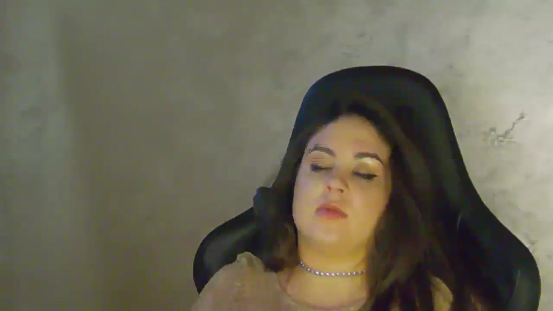 Gallery image thumbnail from NotVanilla's myfreecams stream on, 04/01/2026, 04:49 image 13 of 20