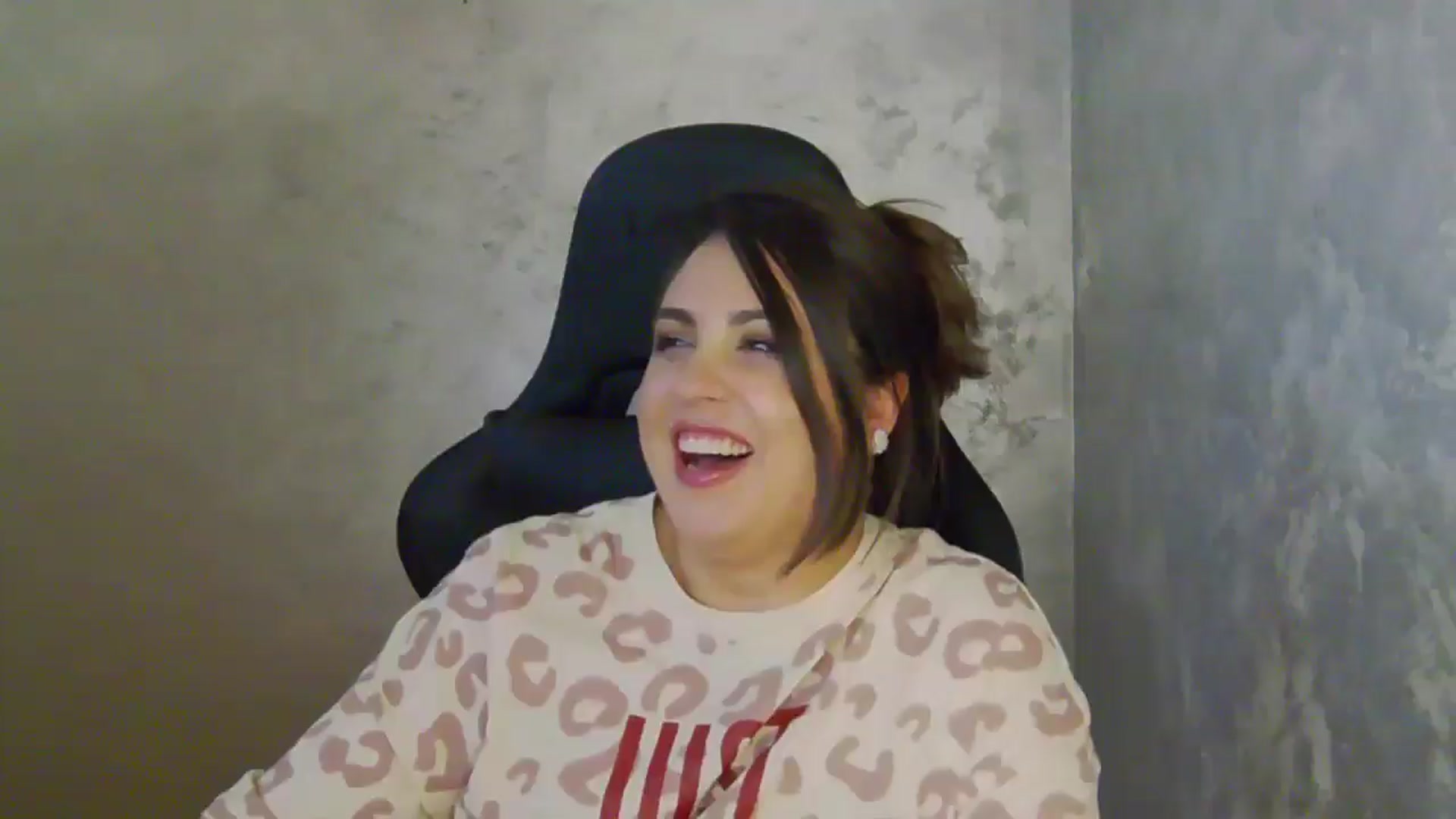 Gallery image thumbnail from NotVanilla's myfreecams stream on, 04/03/2026, 04:04 image 17 of 20
