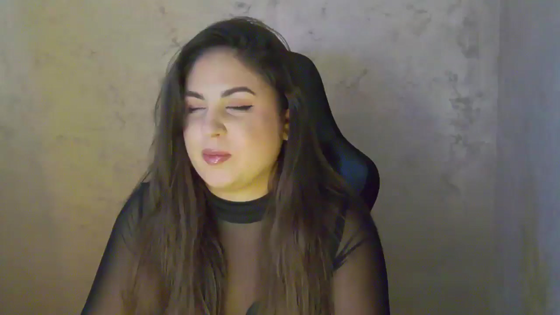 Gallery image thumbnail from NotVanilla's myfreecams stream on, 04/04/2026, 04:27 image 14 of 20