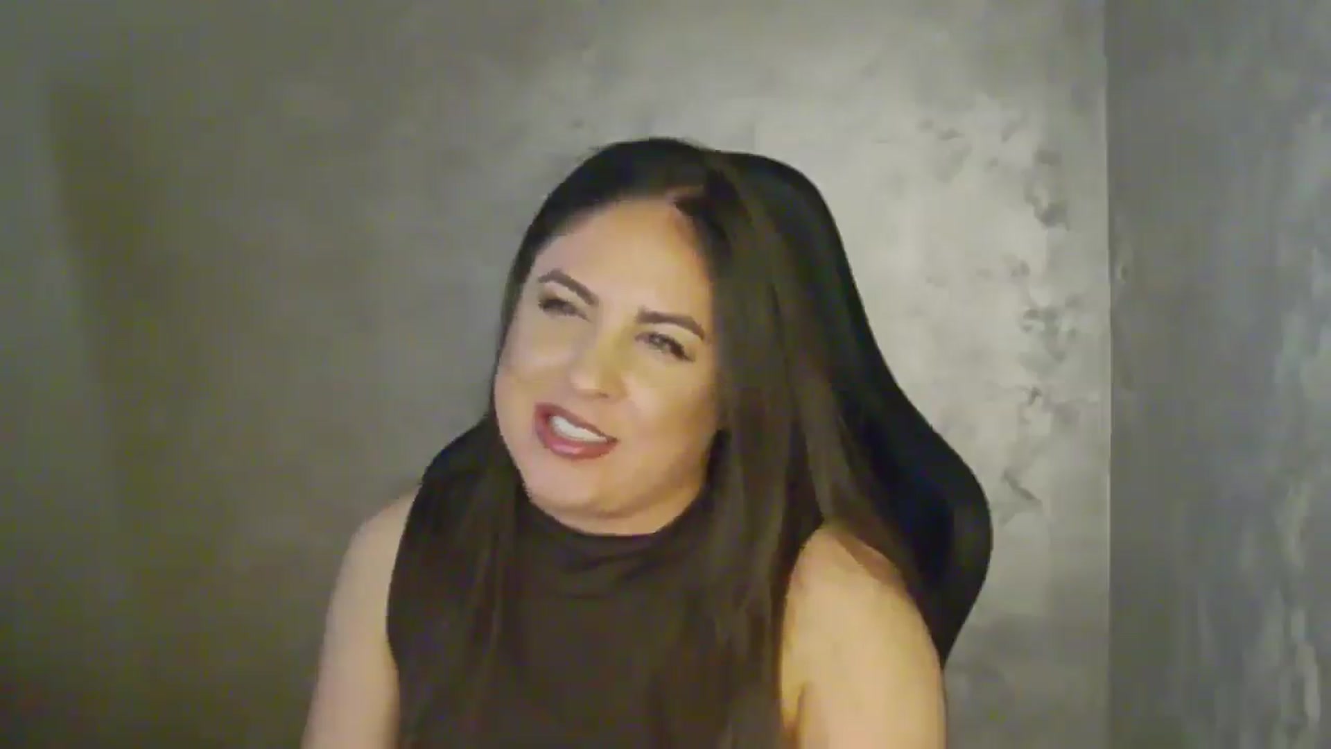 Gallery image thumbnail from NotVanilla's myfreecams stream on, 04/08/2026, 01:17 image 7 of 20