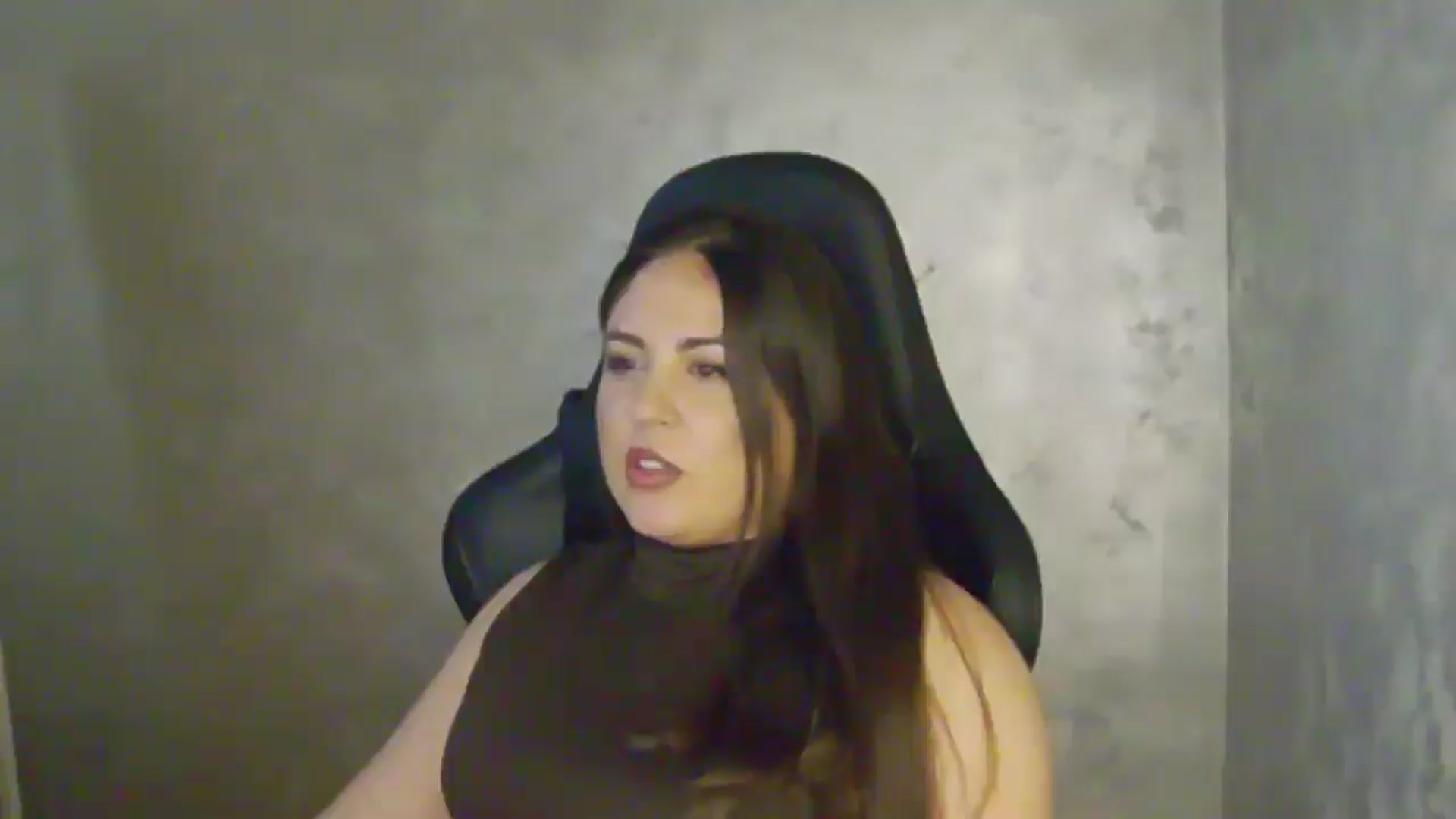 Gallery image thumbnail from NotVanilla's myfreecams stream on, 04/08/2026, 01:17 image 17 of 20