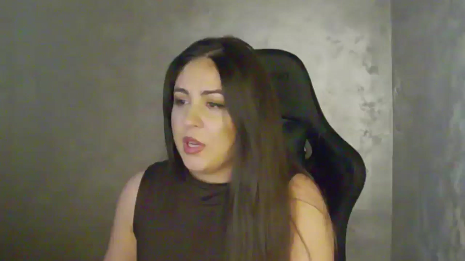 Gallery image thumbnail from NotVanilla's myfreecams stream on, 04/08/2026, 05:25 image 1 of 20