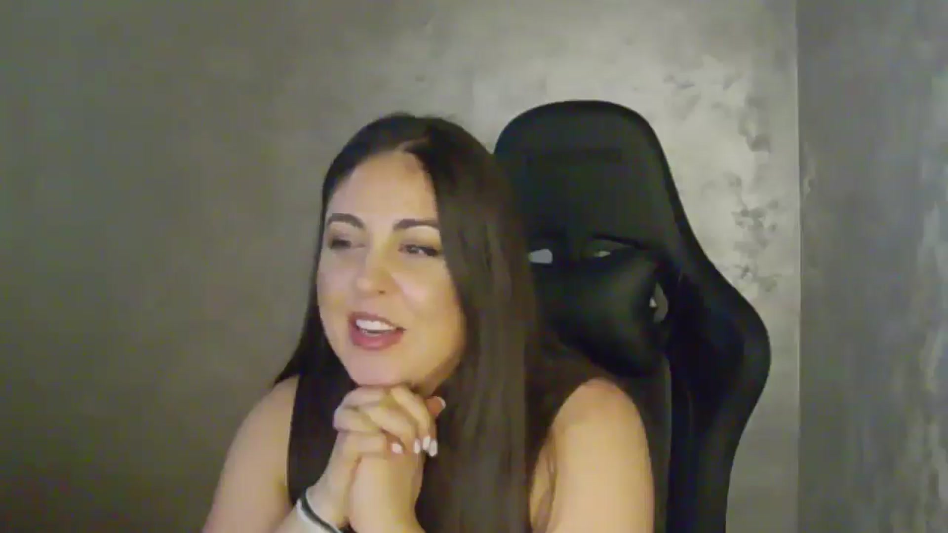 Gallery image thumbnail from NotVanilla's myfreecams stream on, 04/08/2026, 05:25 image 3 of 20