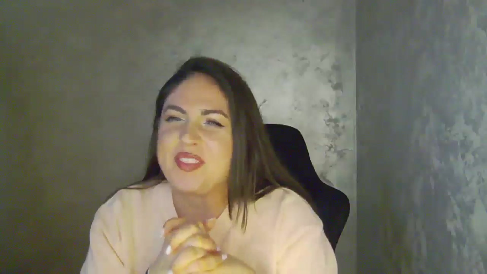 Gallery image thumbnail from NotVanilla's myfreecams stream on, 04/09/2026, 24:53 image 18 of 20