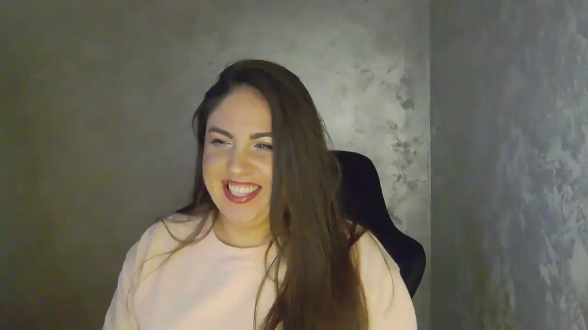 Gallery image thumbnail from NotVanilla's myfreecams stream on, 04/09/2026, 24:53 image 15 of 20