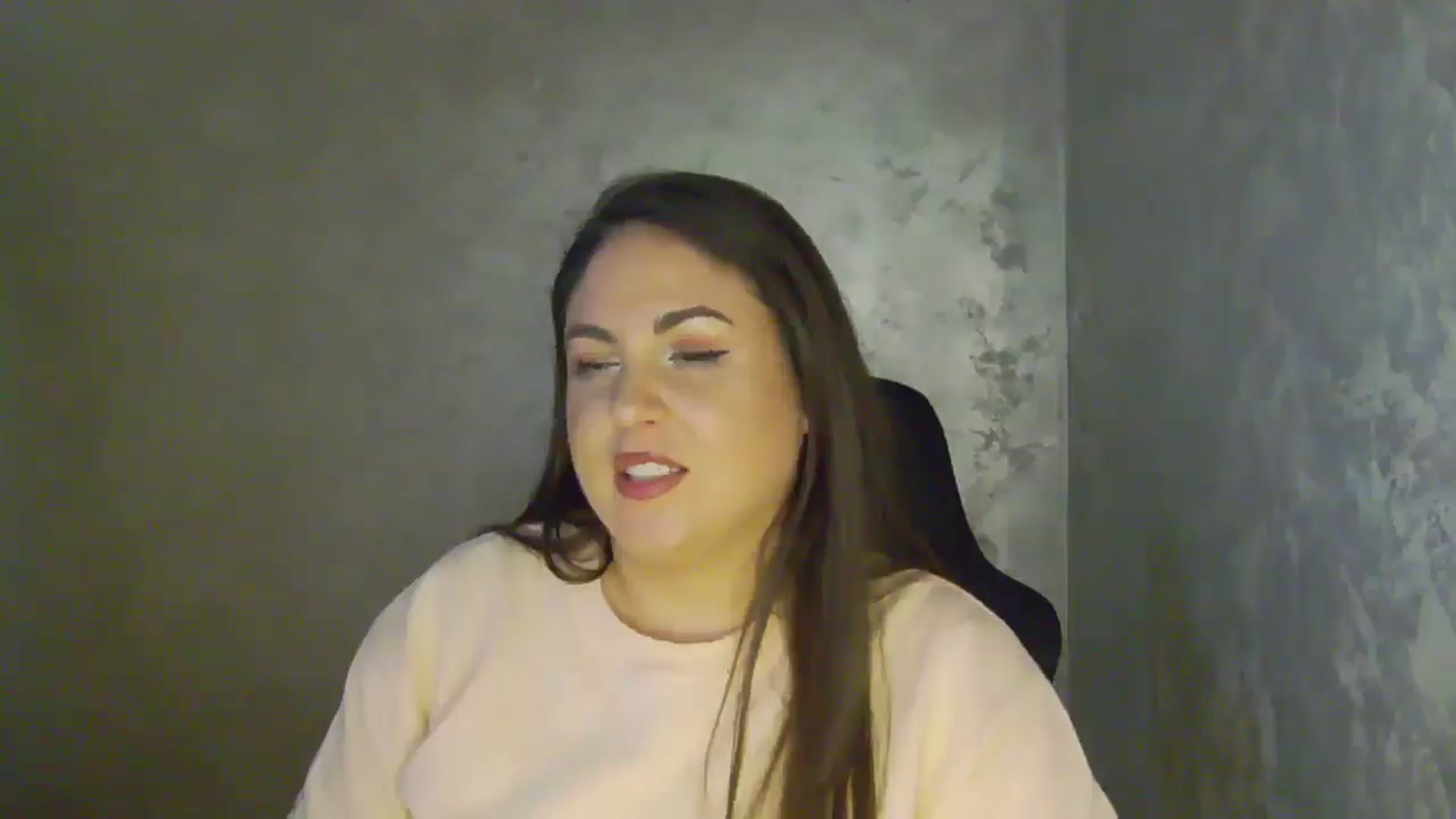 Gallery image thumbnail from NotVanilla's myfreecams stream on, 04/09/2026, 01:53 image 2 of 20