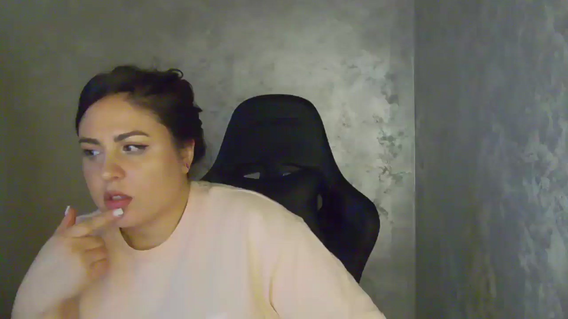 Gallery image thumbnail from NotVanilla's myfreecams stream on, 04/09/2026, 03:05 image 8 of 20