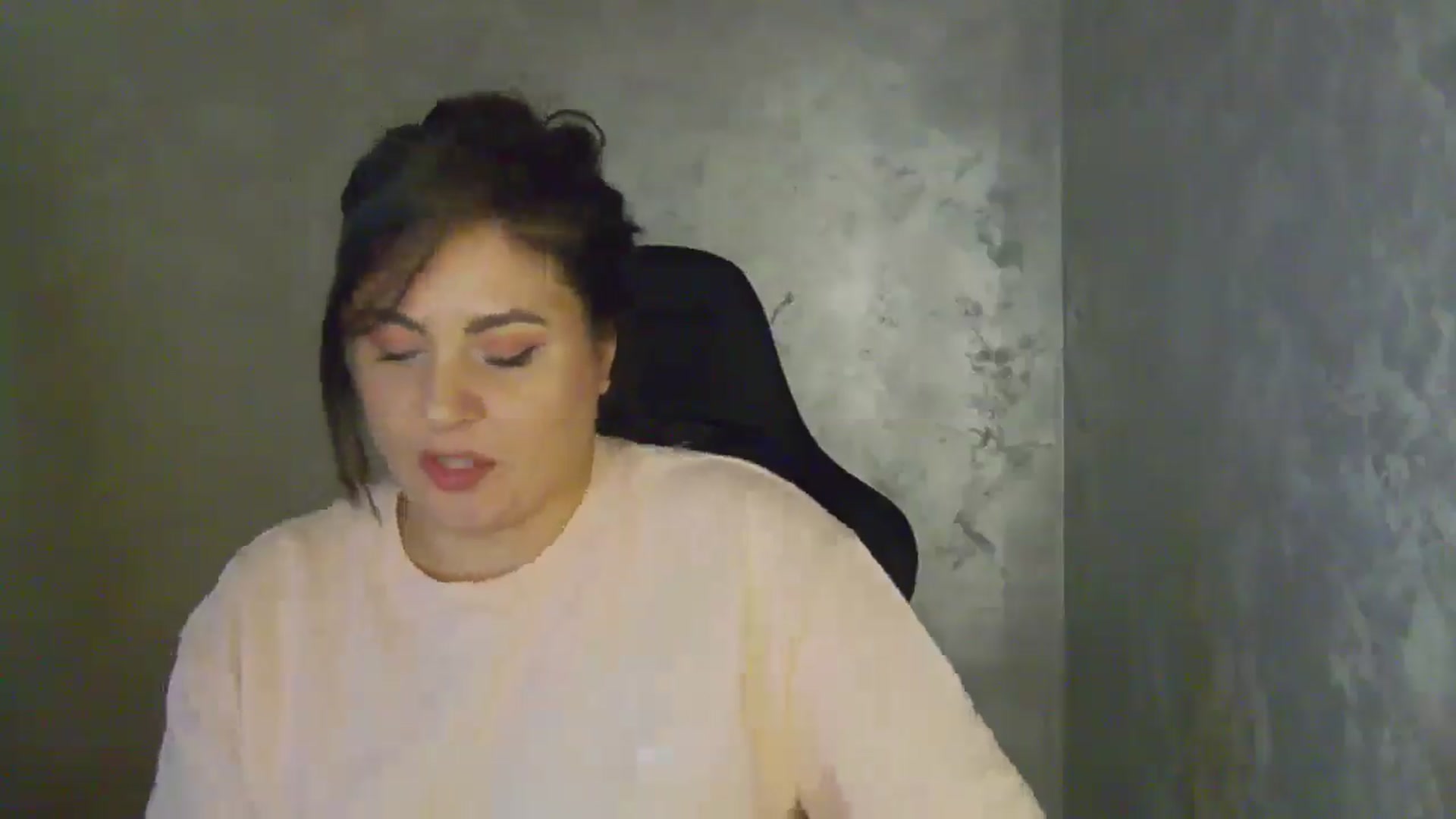 Gallery image thumbnail from NotVanilla's myfreecams stream on, 04/09/2026, 03:05 image 6 of 20