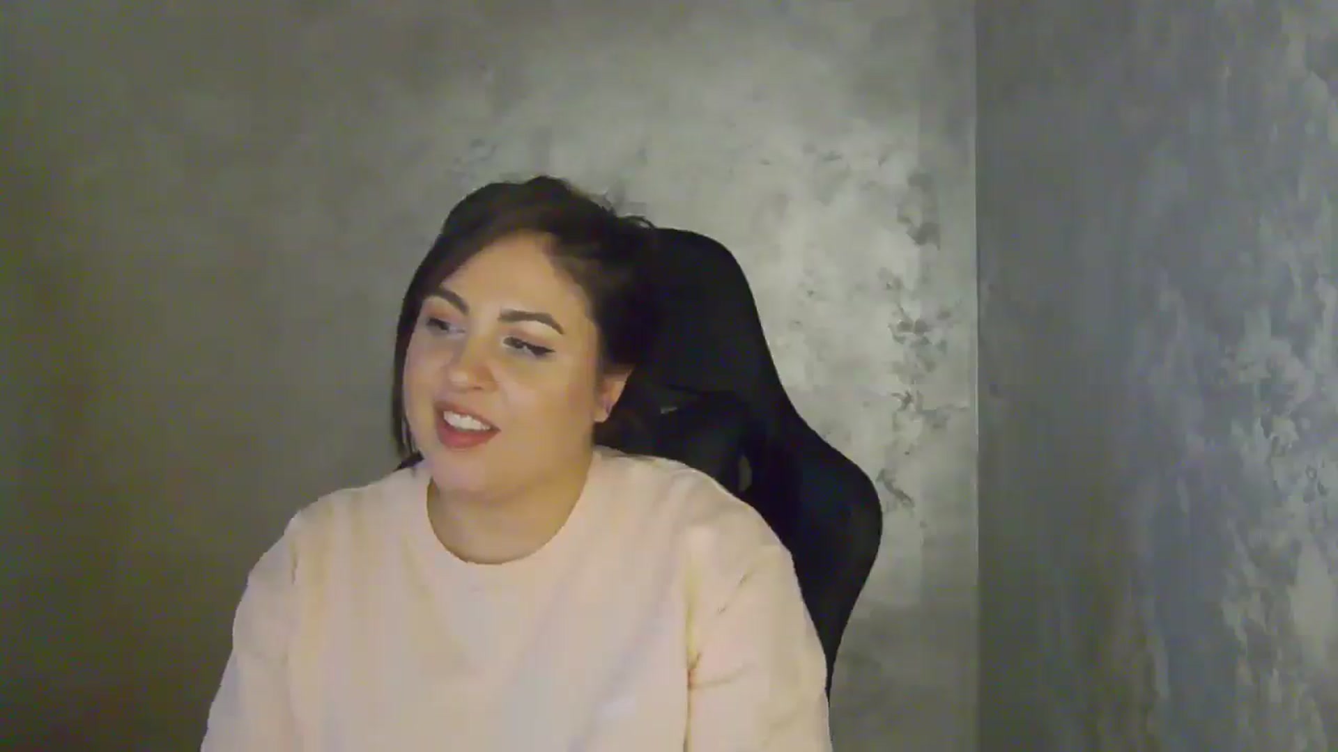Gallery image thumbnail from NotVanilla's myfreecams stream on, 04/09/2026, 03:05 image 4 of 20