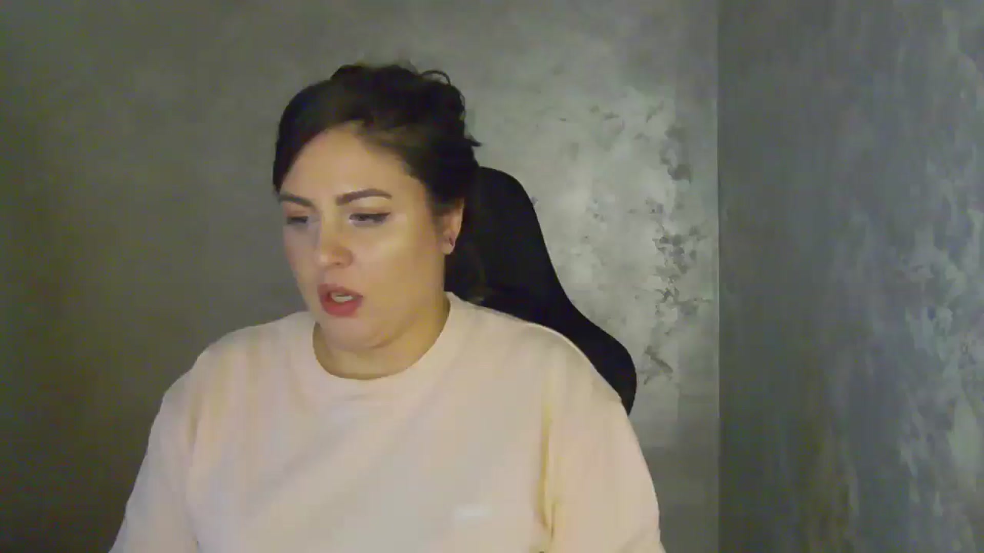Gallery image thumbnail from NotVanilla's myfreecams stream on, 04/09/2026, 03:05 image 1 of 20