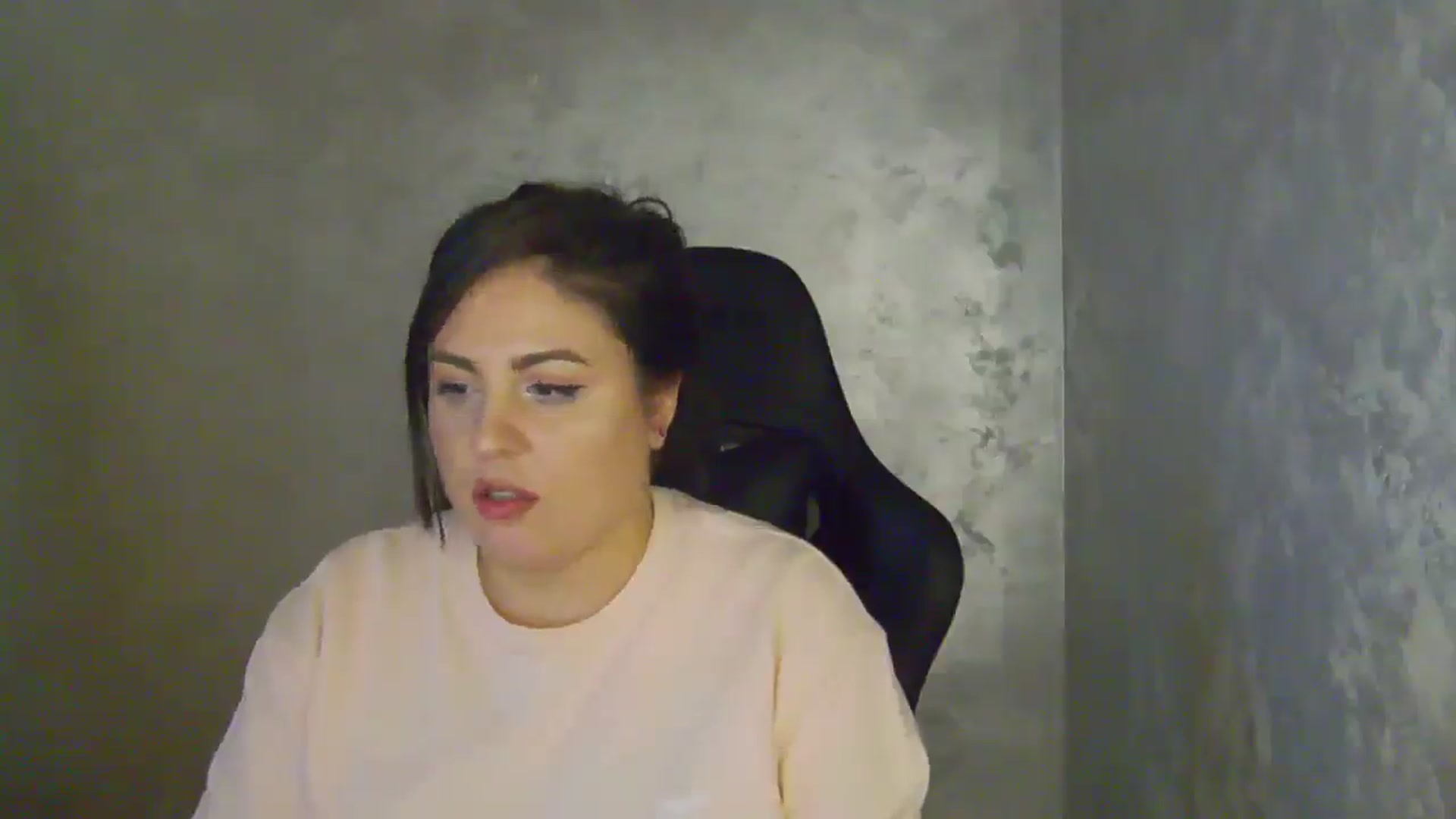 Gallery image thumbnail from NotVanilla's myfreecams stream on, 04/09/2026, 03:05 image 3 of 20