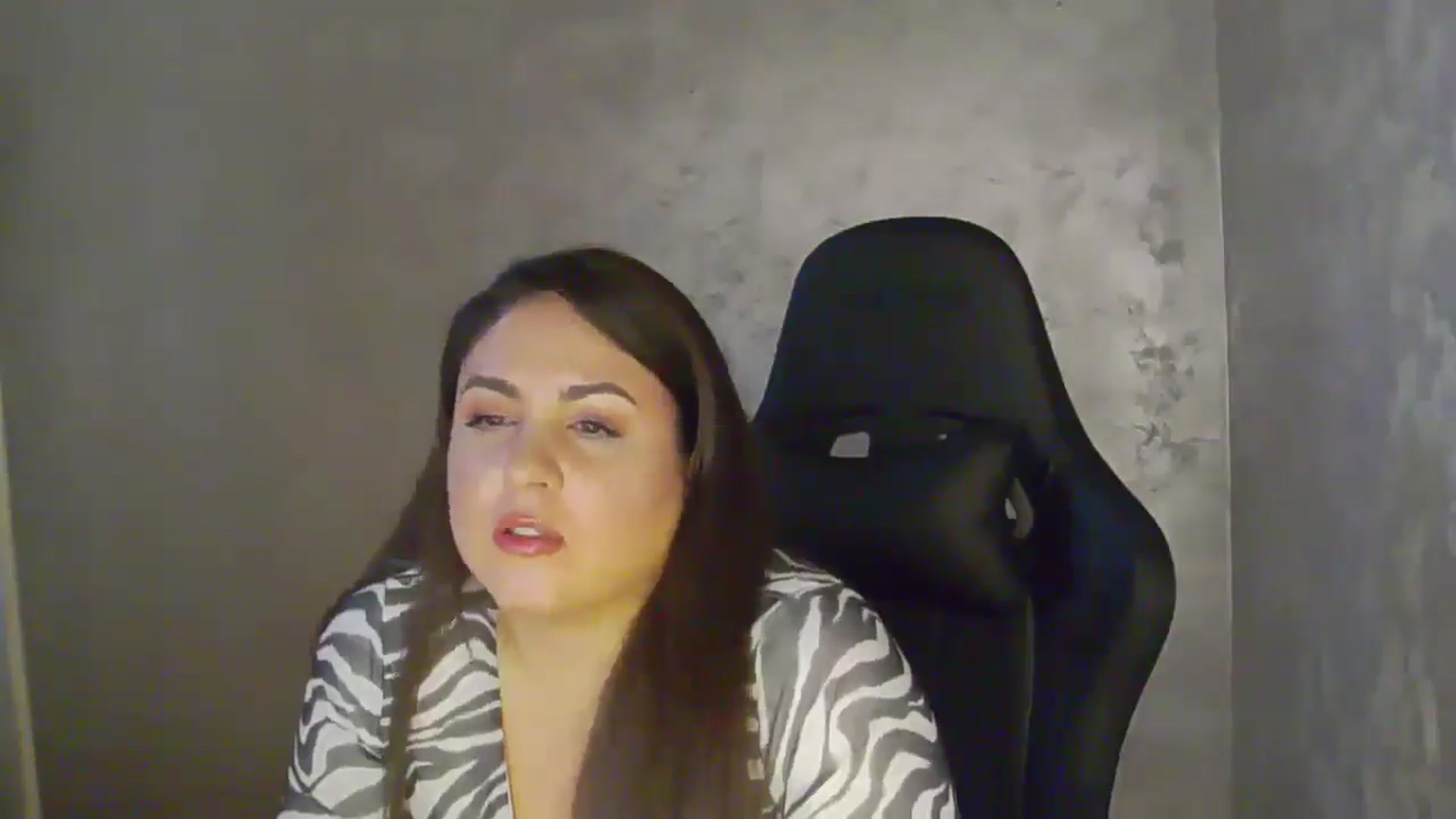 Gallery image thumbnail from NotVanilla's myfreecams stream on, 04/10/2026, 24:03 image 13 of 20
