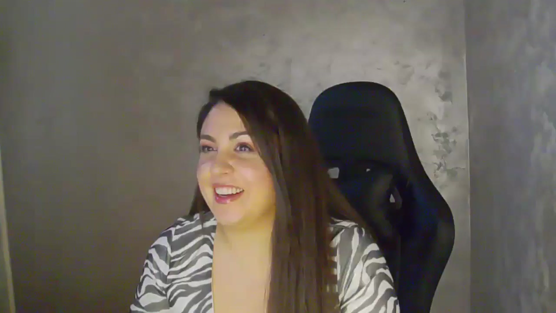 Gallery image thumbnail from NotVanilla's myfreecams stream on, 04/10/2026, 24:03 image 10 of 20