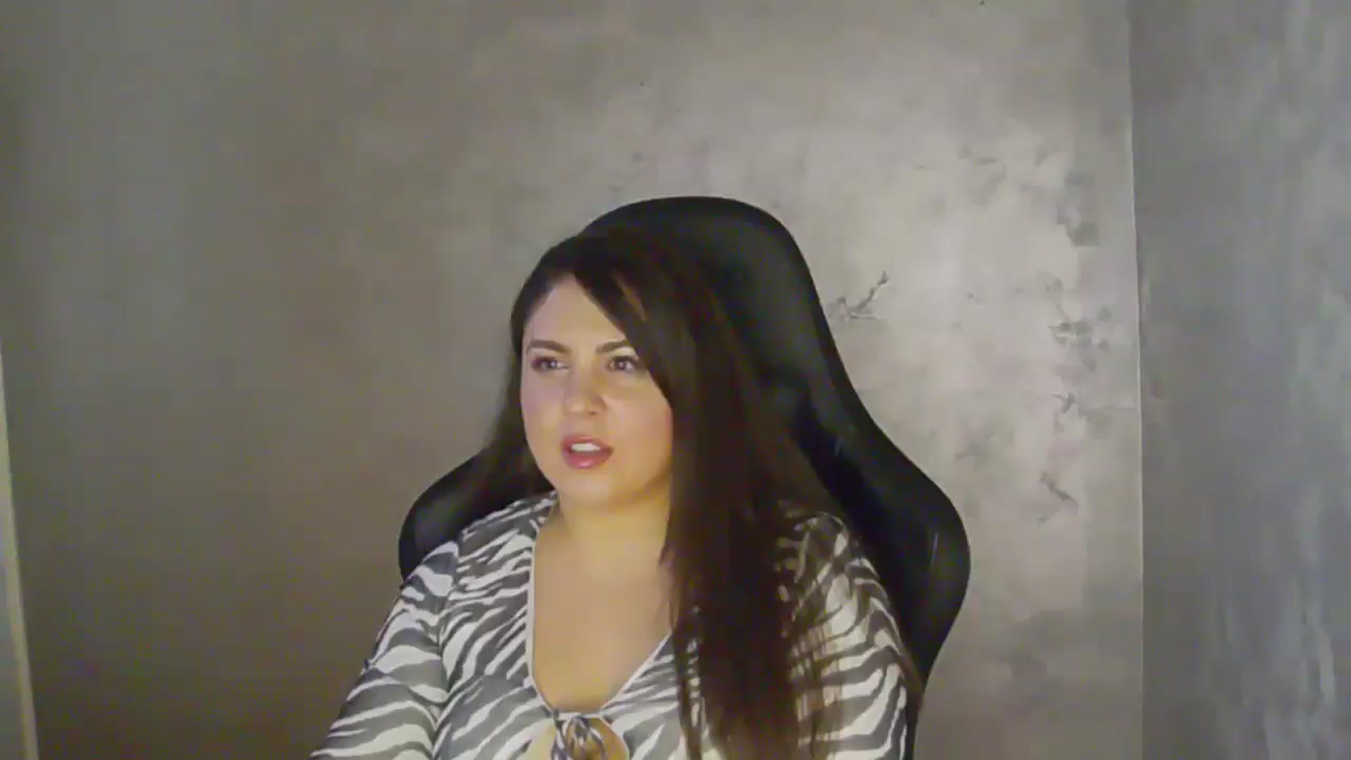 Gallery image thumbnail from NotVanilla's myfreecams stream on, 04/10/2026, 24:03 image 19 of 20