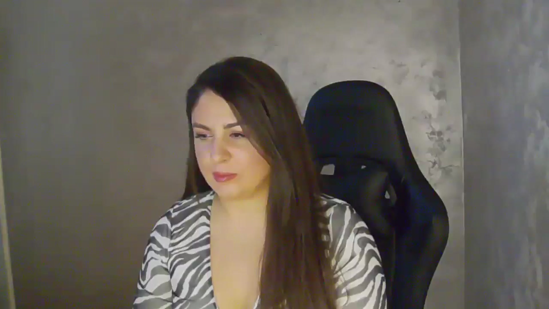 Gallery image thumbnail from NotVanilla's myfreecams stream on, 04/10/2026, 24:03 image 11 of 20