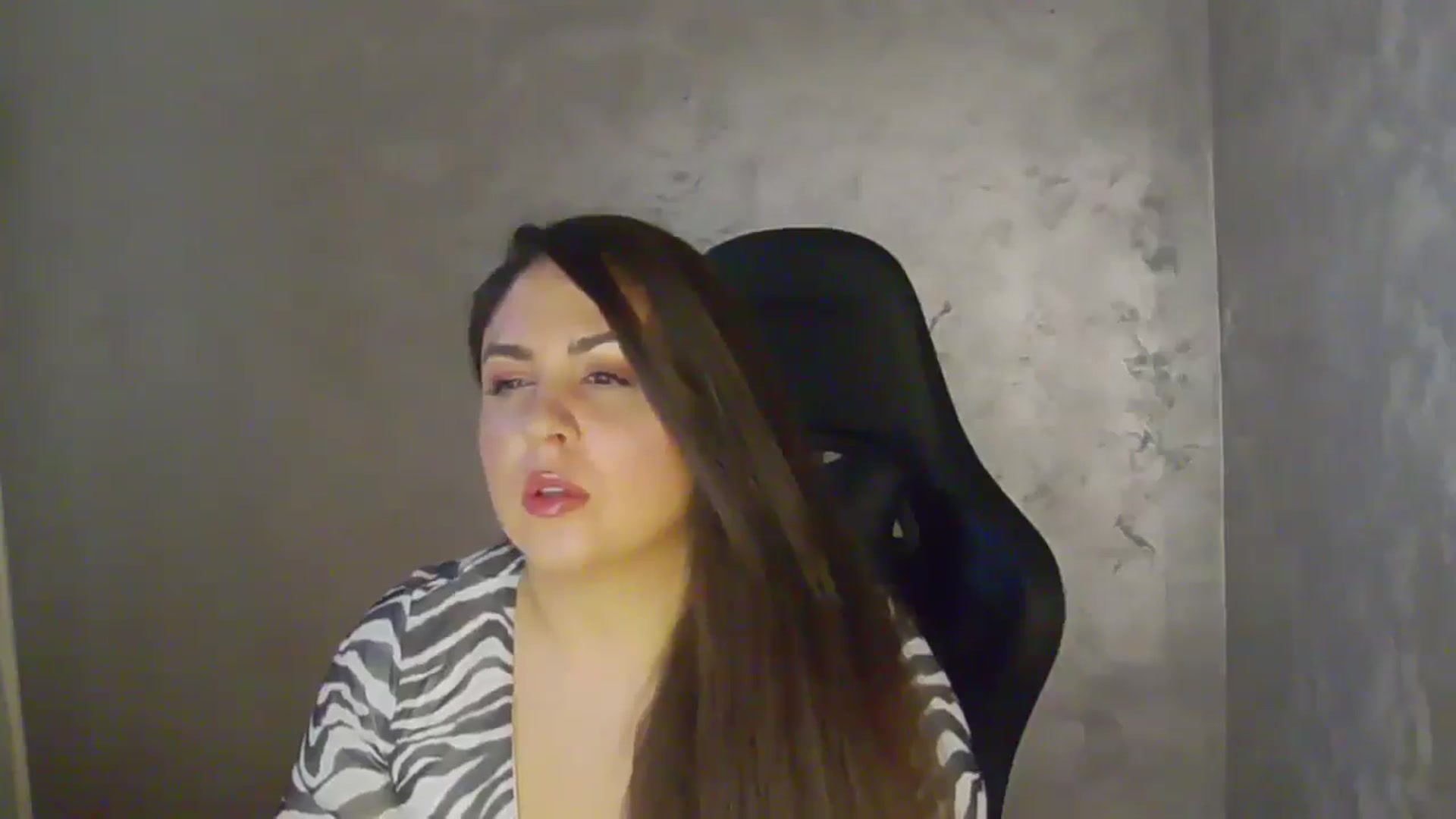 Gallery image thumbnail from NotVanilla's myfreecams stream on, 04/10/2026, 24:03 image 8 of 20