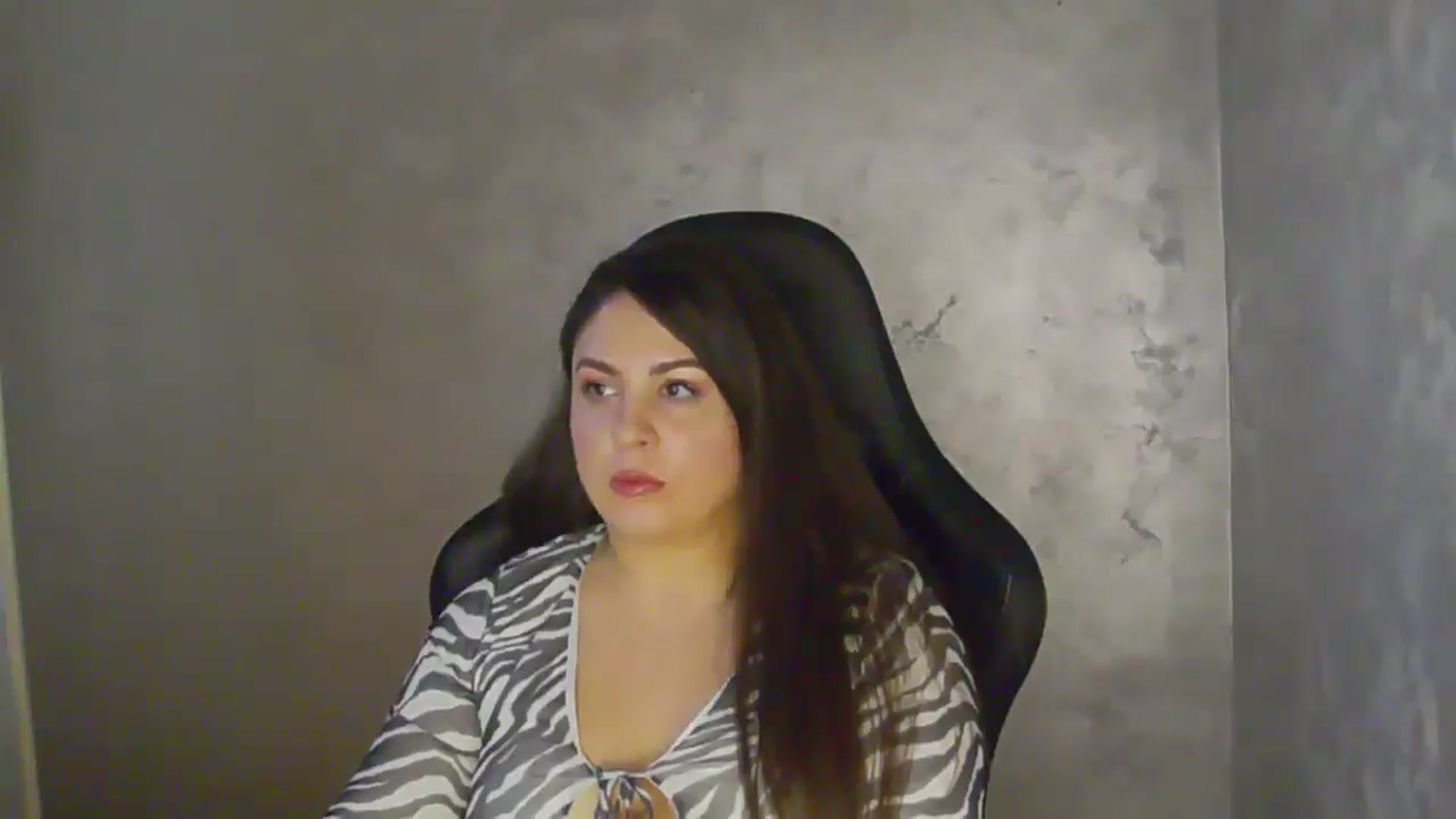 Gallery image thumbnail from NotVanilla's myfreecams stream on, 04/10/2026, 24:03 image 18 of 20