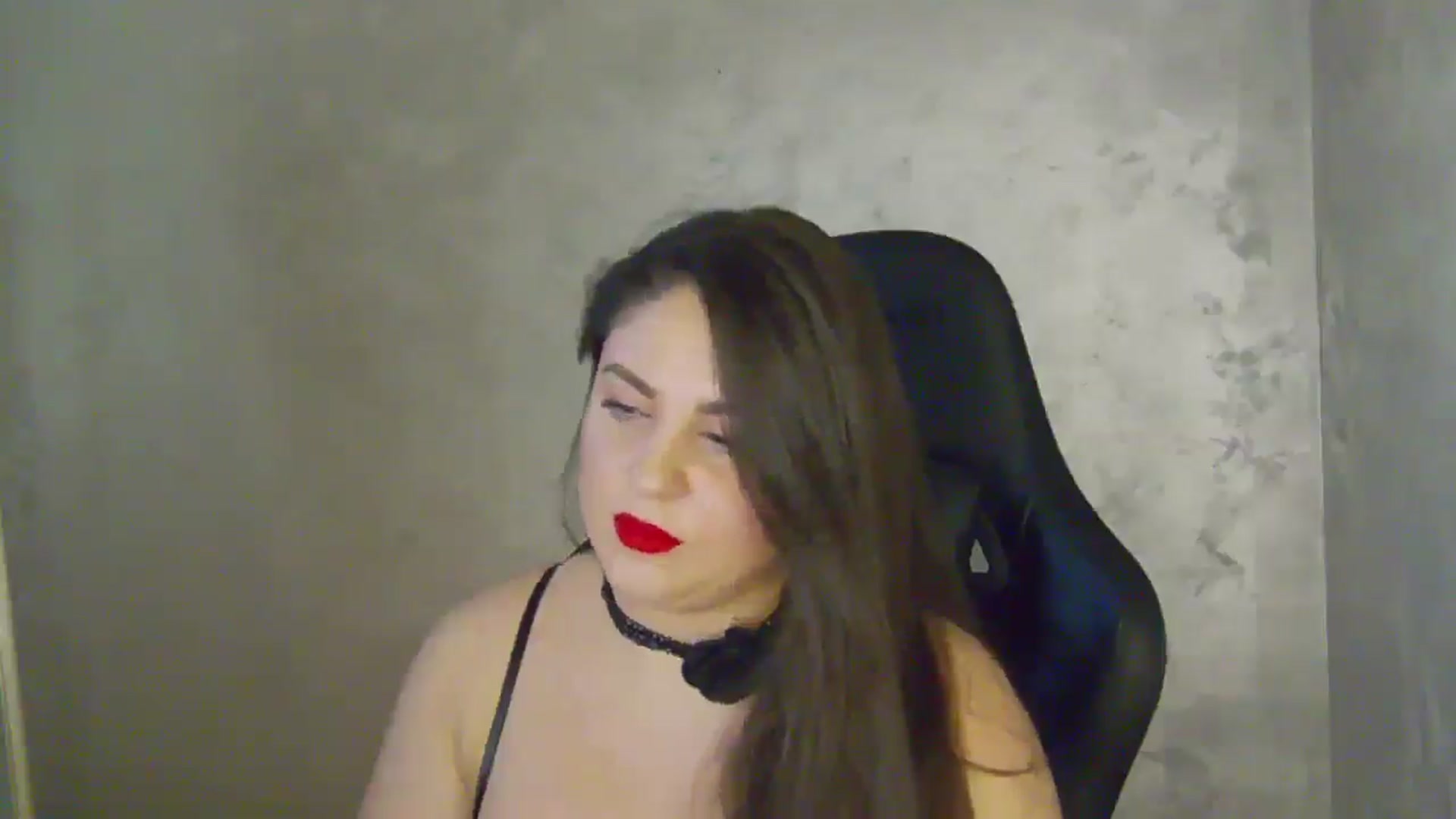Gallery image thumbnail from NotVanilla's myfreecams stream on, 04/10/2026, 05:03 image 15 of 20