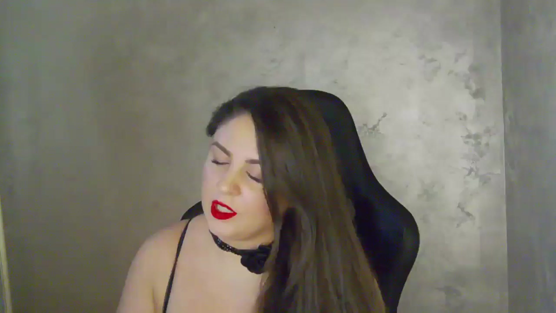 Gallery image thumbnail from NotVanilla's myfreecams stream on, 04/10/2026, 05:03 image 13 of 20