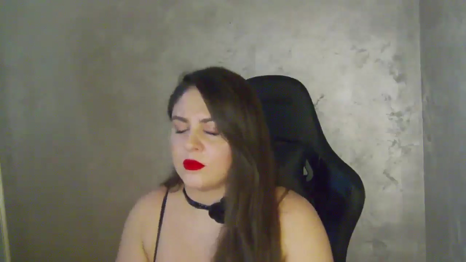 Gallery image thumbnail from NotVanilla's myfreecams stream on, 04/10/2026, 05:03 image 10 of 20