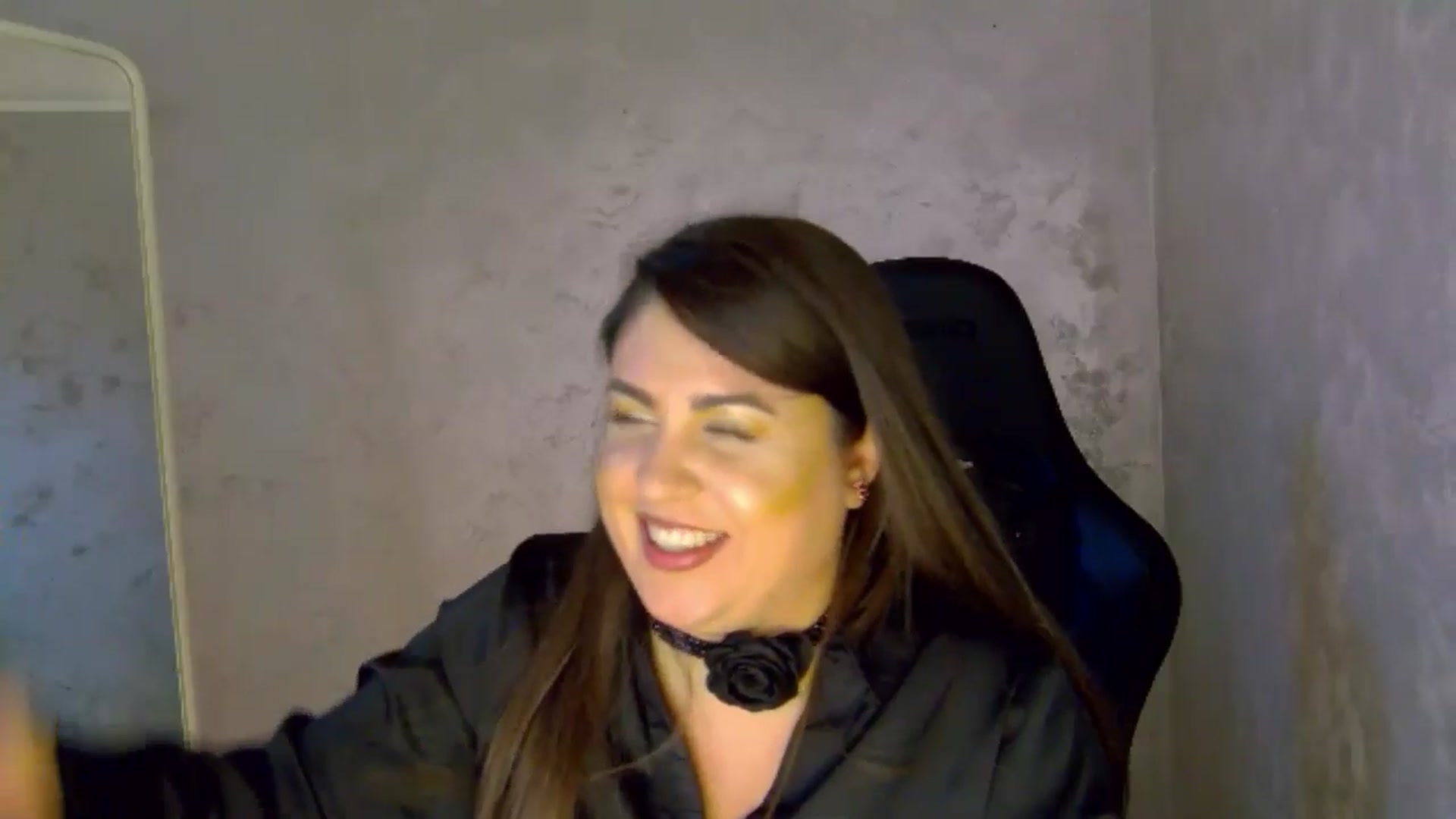 Gallery image thumbnail from NotVanilla's myfreecams stream on, 04/11/2026, 05:52 image 19 of 20