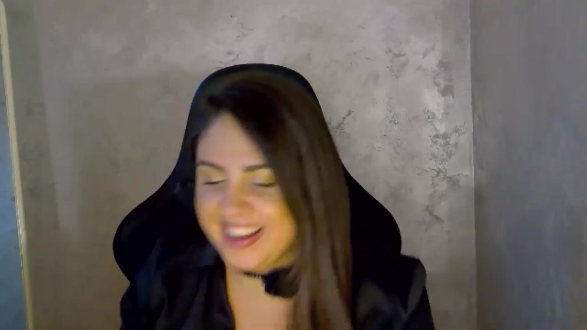 Gallery image thumbnail from NotVanilla's myfreecams stream on, 04/11/2026, 10:13 image 19 of 20