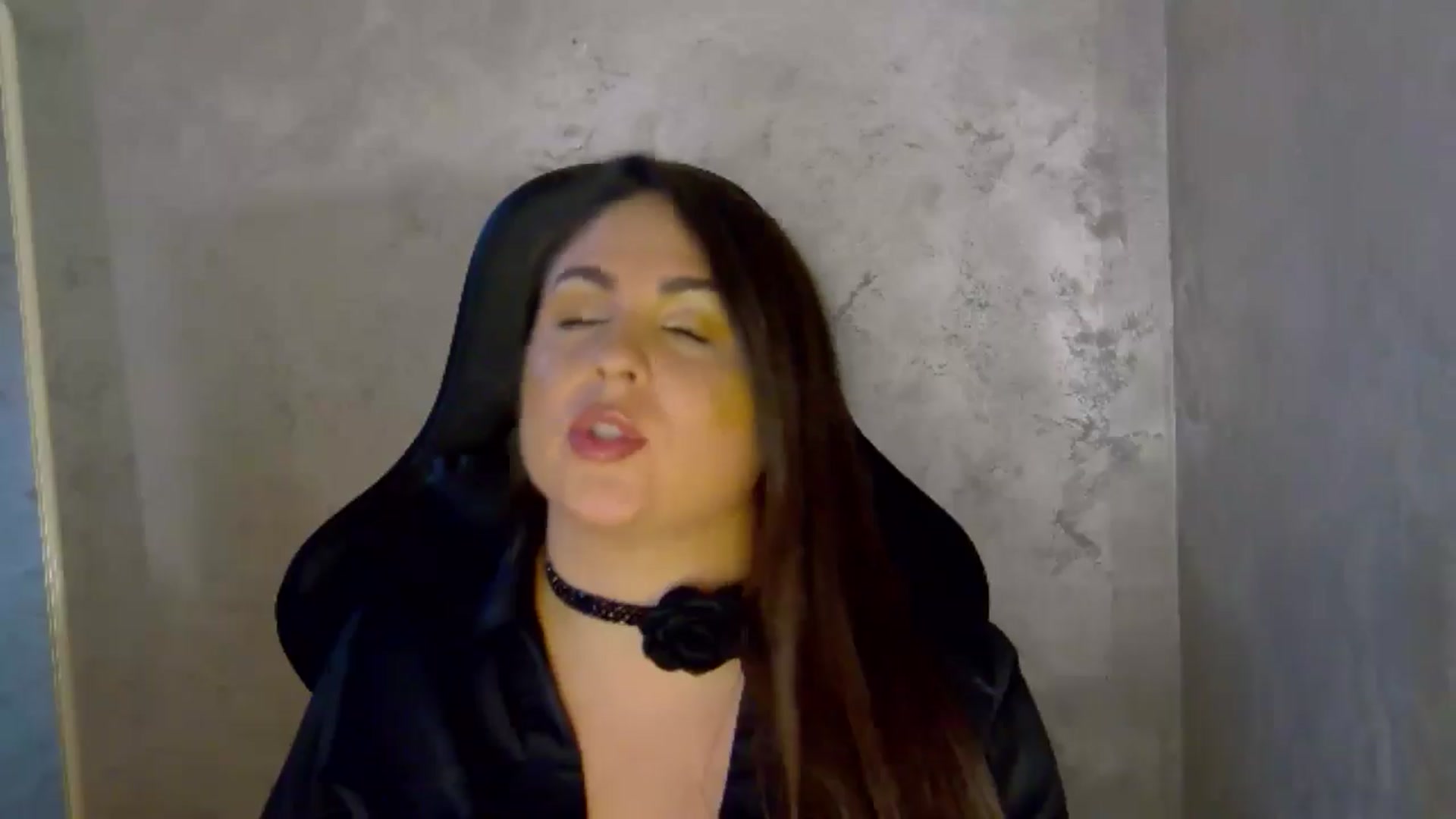 Gallery image thumbnail from NotVanilla's myfreecams stream on, 04/11/2026, 10:13 image 8 of 20