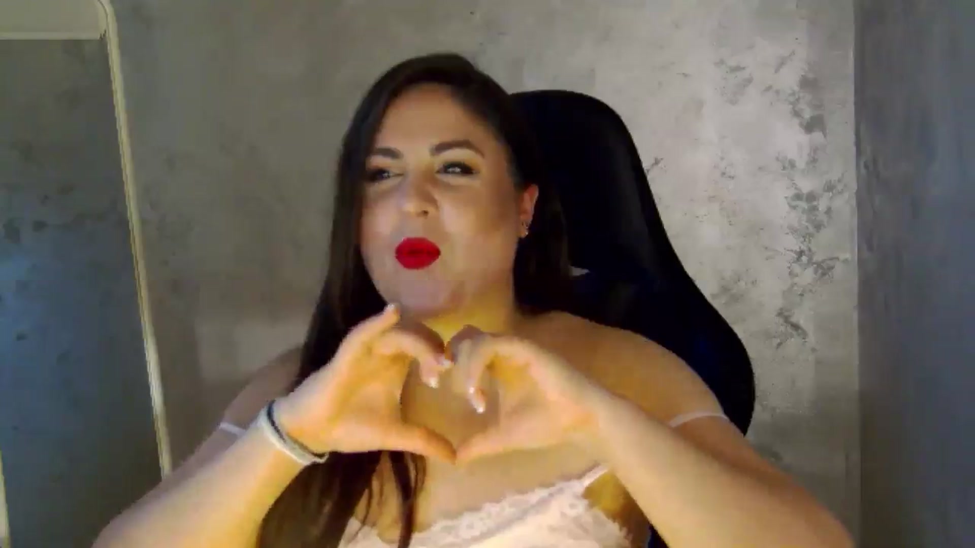 Gallery image thumbnail from NotVanilla's myfreecams stream on, 04/13/2026, 24:00 image 19 of 20