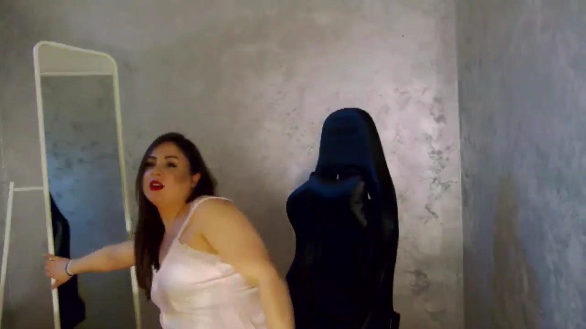 Gallery image thumbnail from NotVanilla's myfreecams stream on, 04/13/2026, 24:00 image 9 of 20