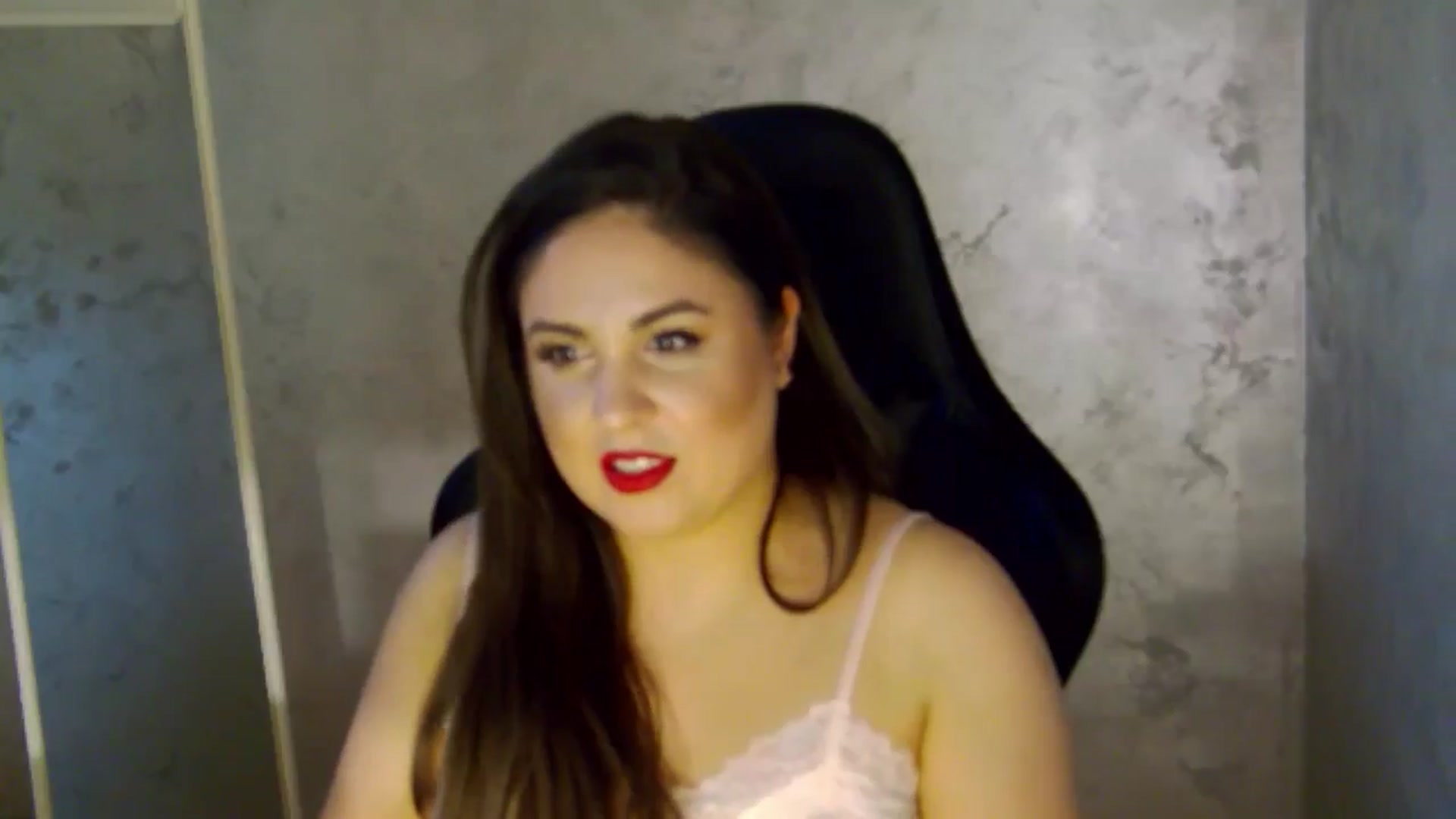 Gallery image thumbnail from NotVanilla's myfreecams stream on, 04/13/2026, 24:00 image 11 of 20