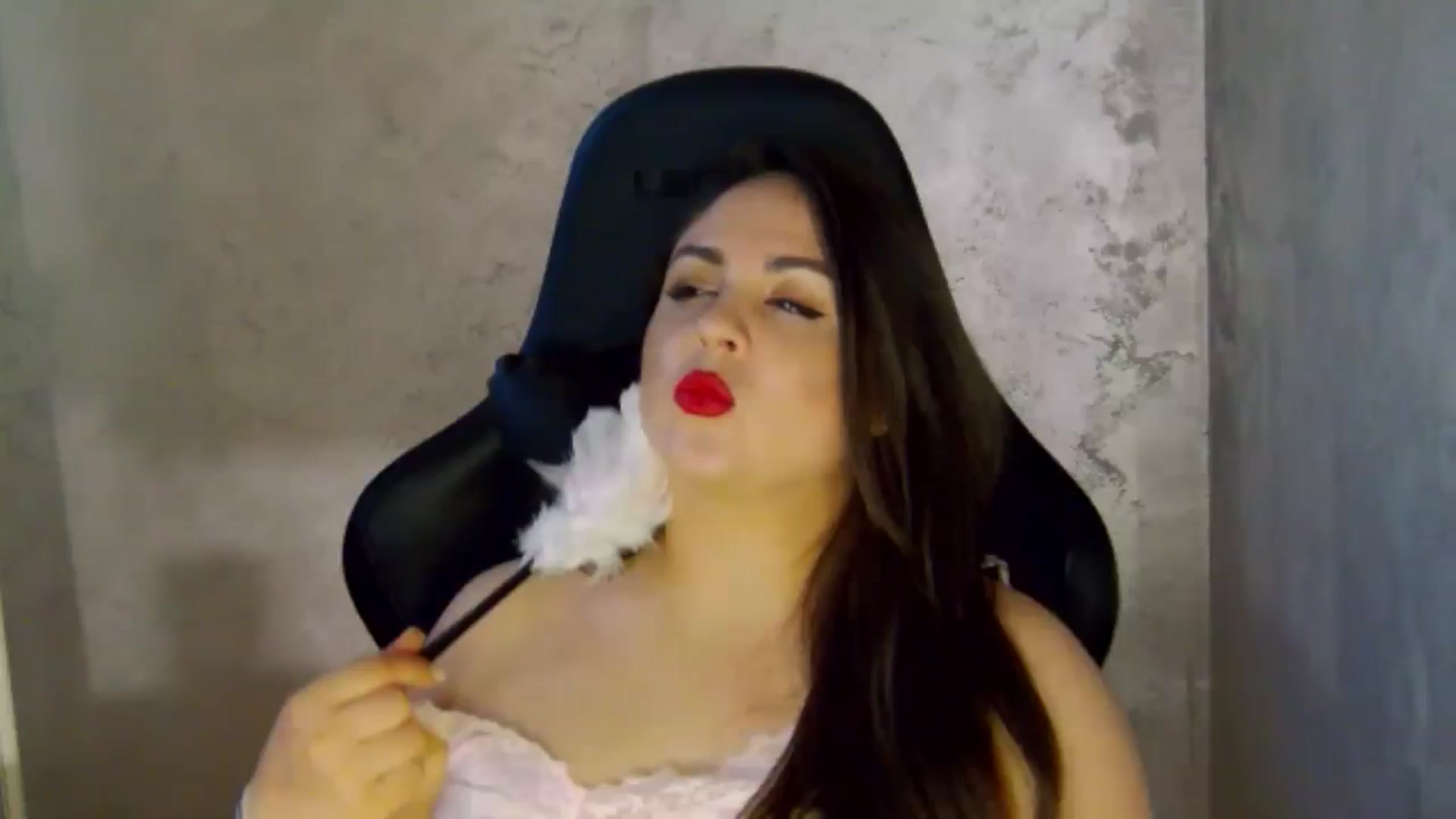 Gallery image thumbnail from NotVanilla's myfreecams stream on, 04/13/2026, 03:10 image 1 of 20