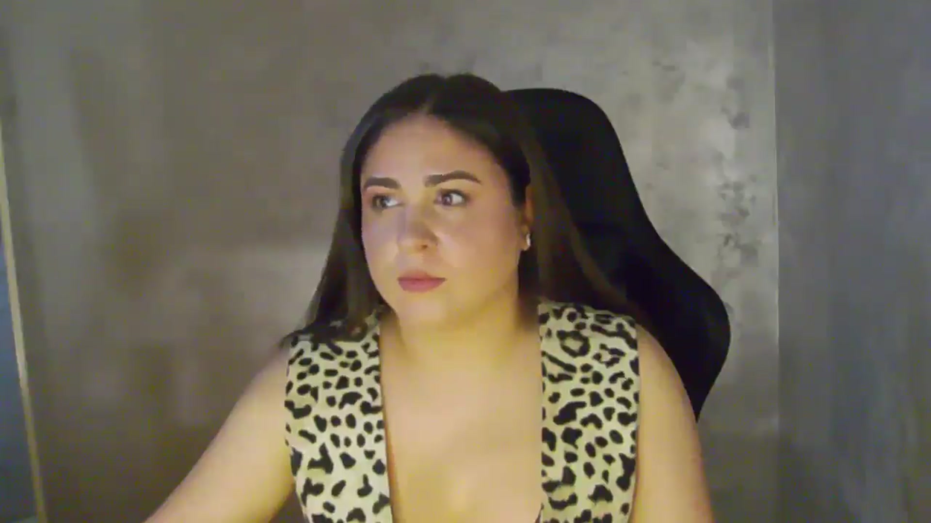 Gallery image thumbnail from NotVanilla's myfreecams stream on, 04/13/2026, 23:50 image 16 of 20