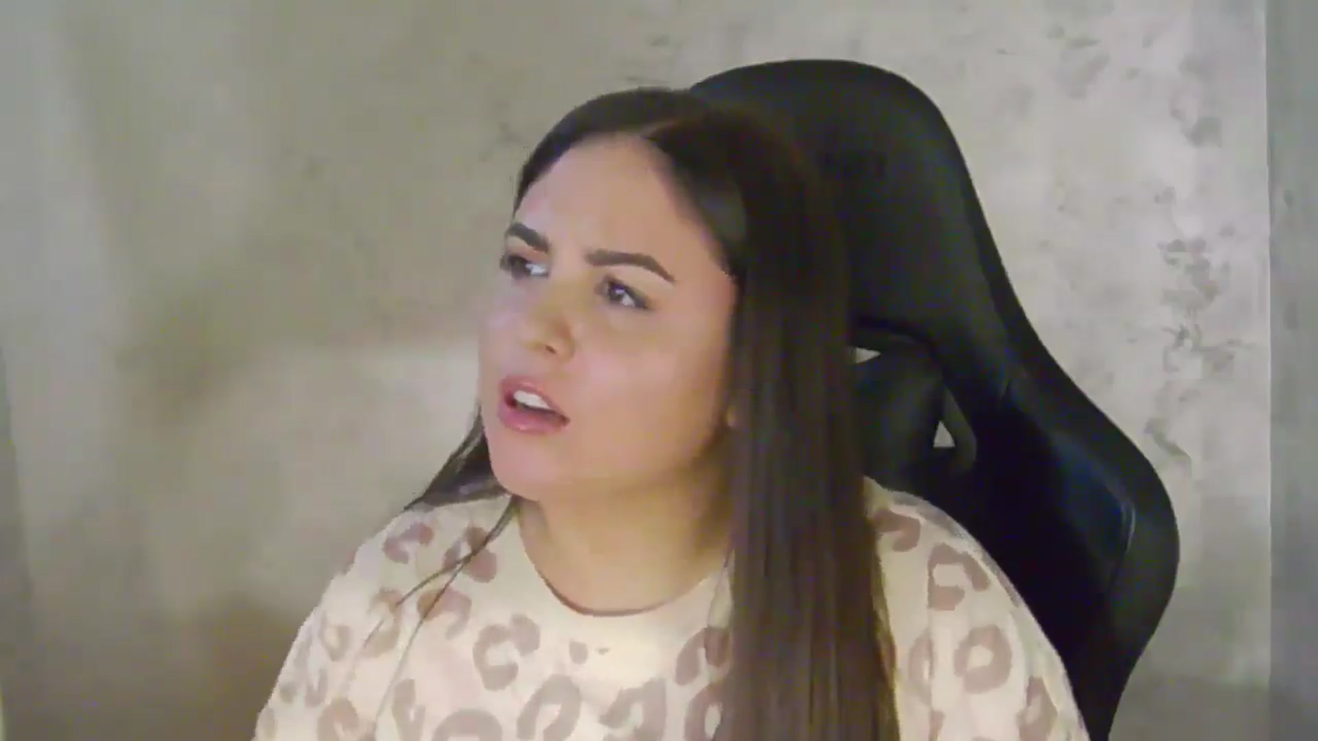 Gallery image thumbnail from NotVanilla's myfreecams stream on, 04/14/2026, 04:40 image 12 of 20