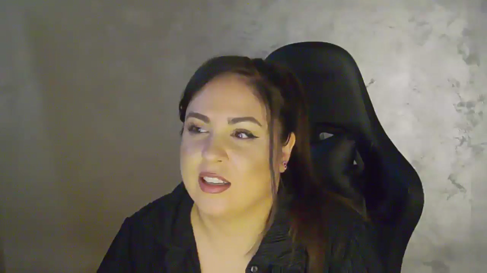 Gallery image thumbnail from NotVanilla's myfreecams stream on, 04/14/2026, 22:53 image 6 of 20