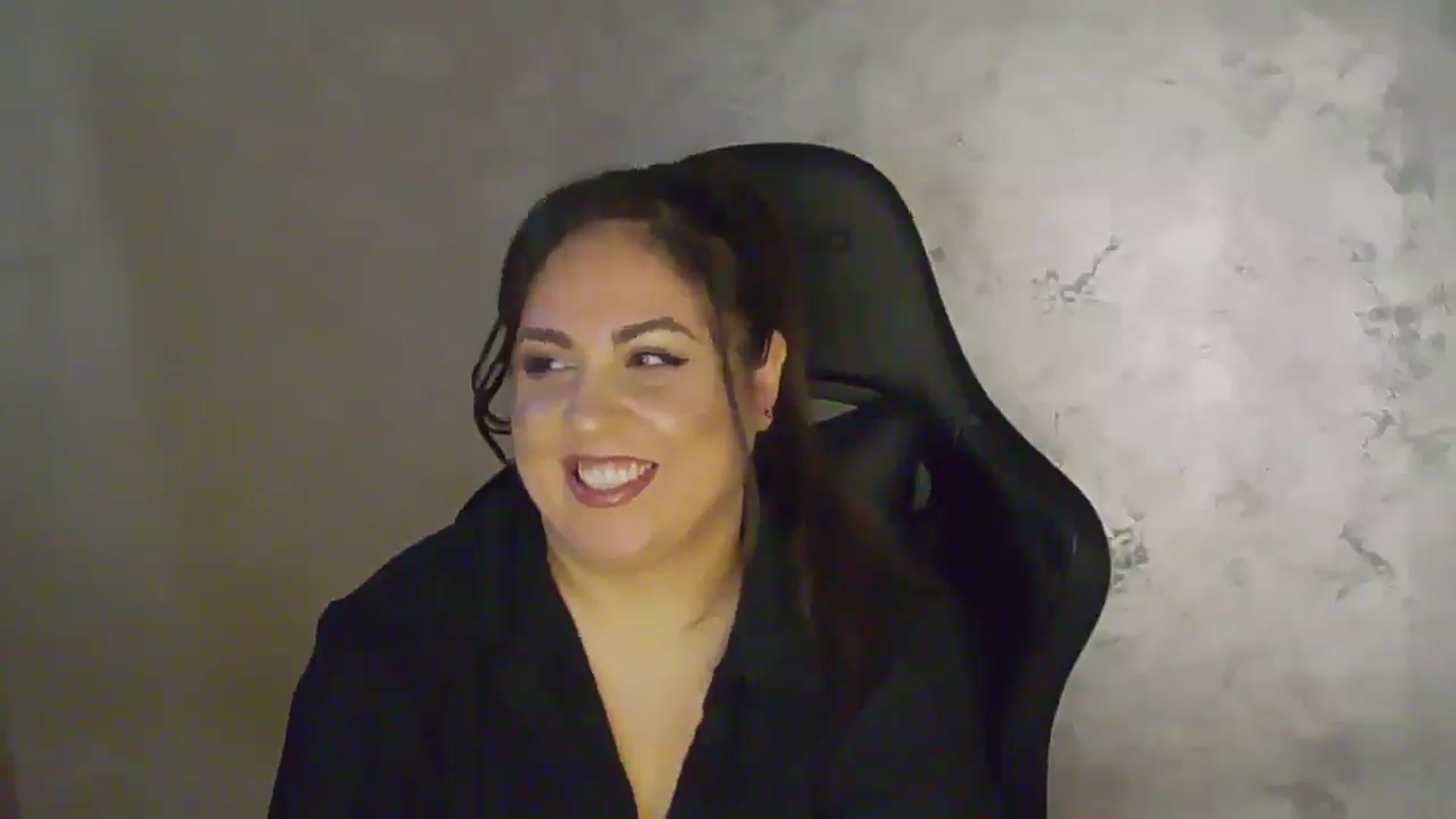 Gallery image thumbnail from NotVanilla's myfreecams stream on, 04/14/2026, 22:53 image 11 of 20