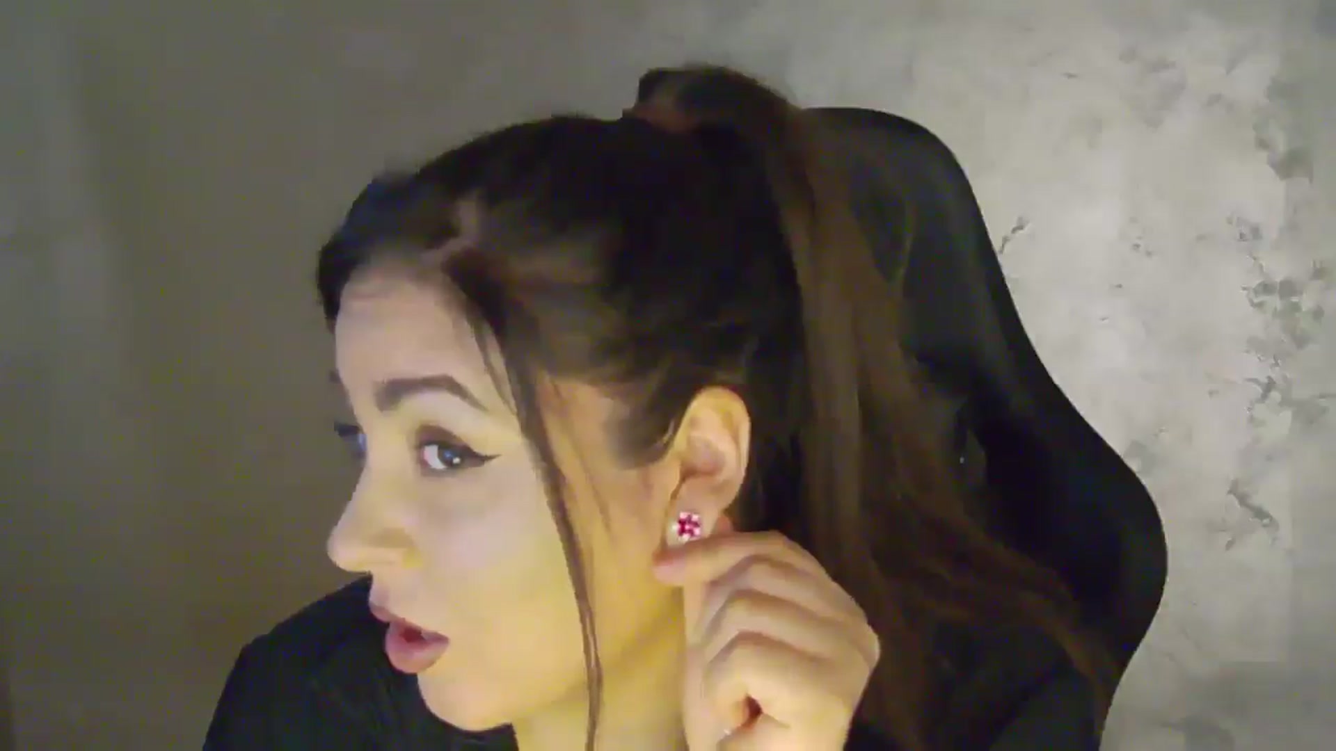 Gallery image thumbnail from NotVanilla's myfreecams stream on, 04/14/2026, 22:53 image 4 of 20