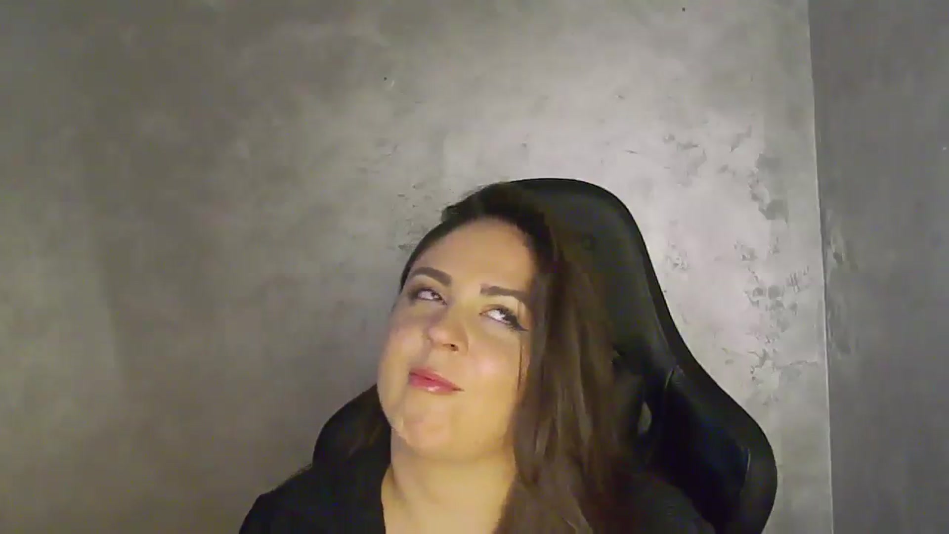 Gallery image thumbnail from NotVanilla's myfreecams stream on, 04/15/2026, 04:40 image 11 of 20