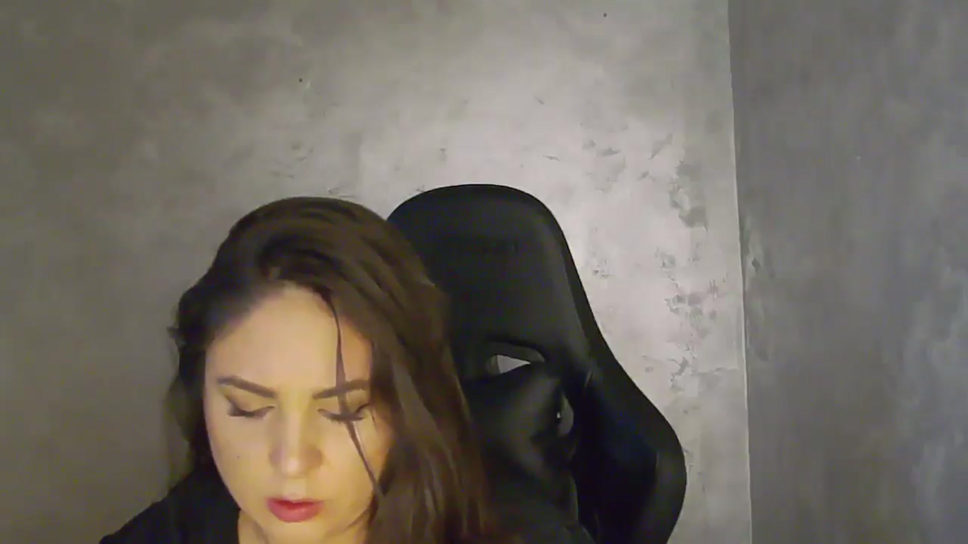 Gallery image thumbnail from NotVanilla's myfreecams stream on, 04/15/2026, 04:40 image 2 of 20