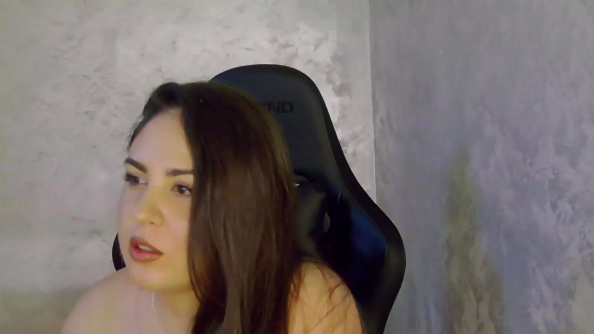 Gallery image thumbnail from NotVanilla's myfreecams stream on, 04/16/2026, 04:03 image 14 of 20