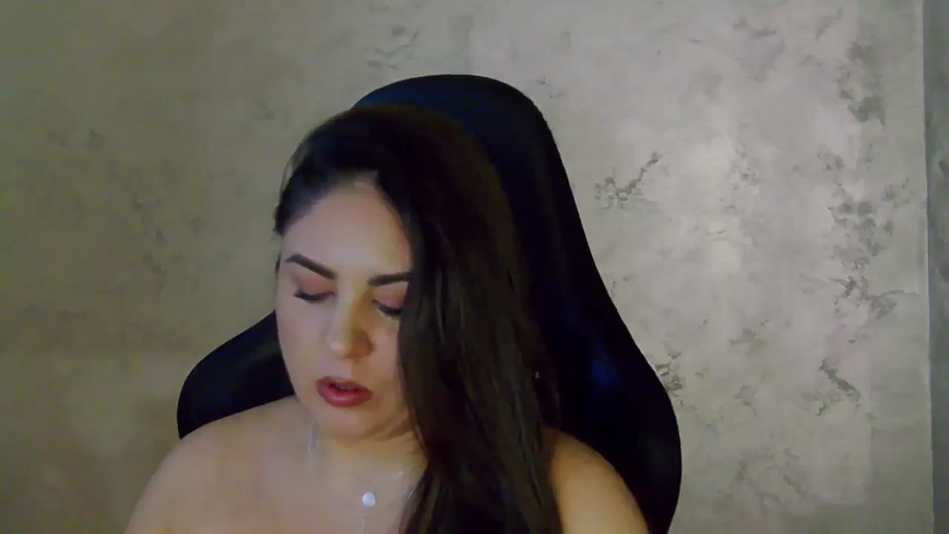 Gallery image thumbnail from NotVanilla's myfreecams stream on, 04/16/2026, 04:03 image 4 of 20