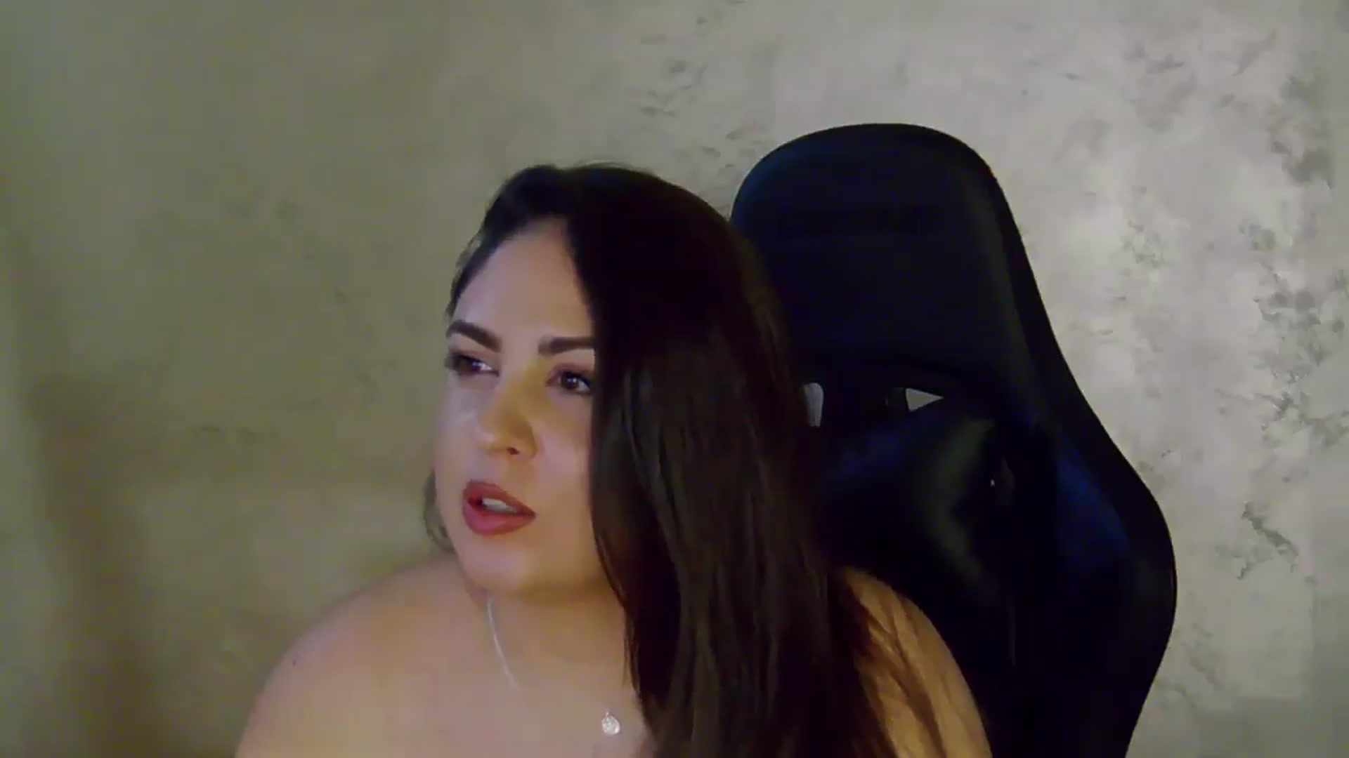 Gallery image thumbnail from NotVanilla's myfreecams stream on, 04/16/2026, 04:03 image 13 of 20