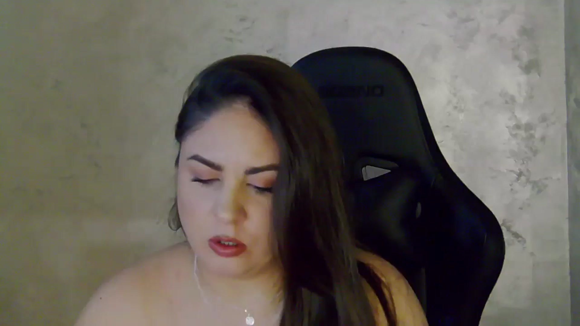 Gallery image thumbnail from NotVanilla's myfreecams stream on, 04/16/2026, 04:03 image 2 of 20