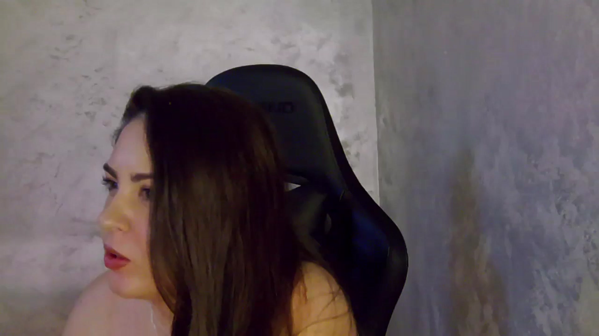 Gallery image thumbnail from NotVanilla's myfreecams stream on, 04/16/2026, 04:03 image 15 of 20