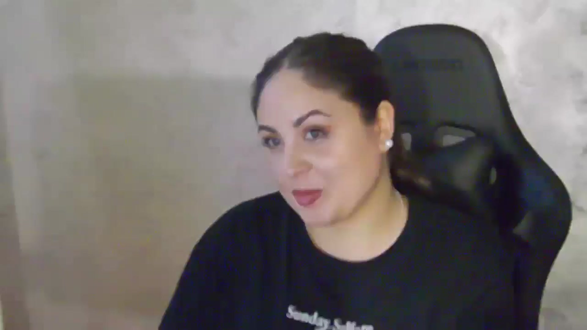 Gallery image thumbnail from NotVanilla's myfreecams stream on, 04/17/2026, 24:58 image 1 of 20